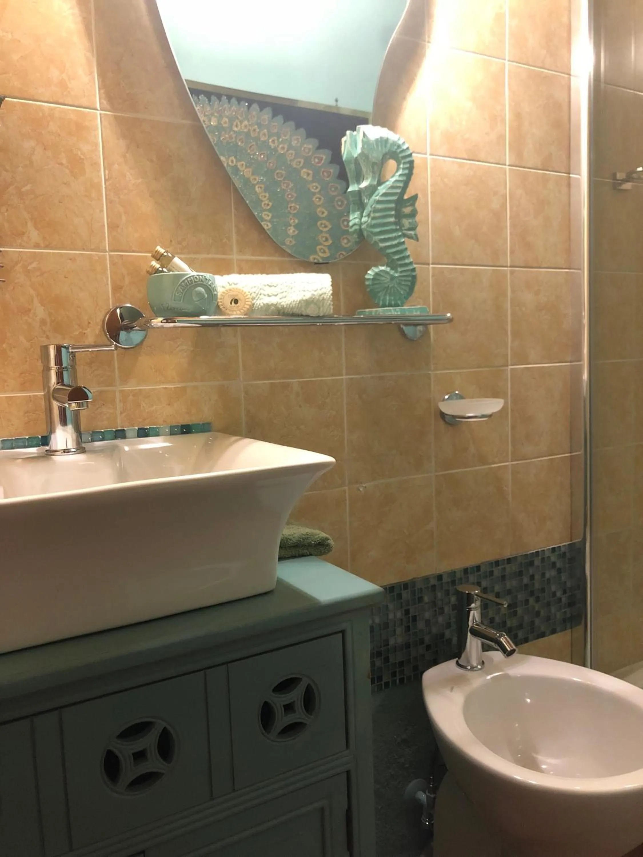 Bathroom in Guest House Antico Frantoio Pietrasanta Affittacamere