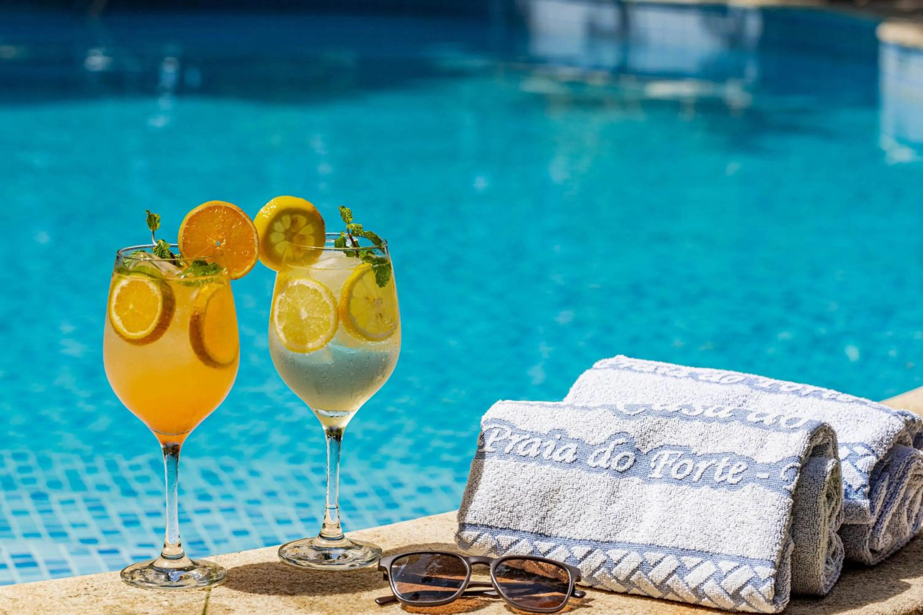 Swimming pool in Pousada Casa do Forte