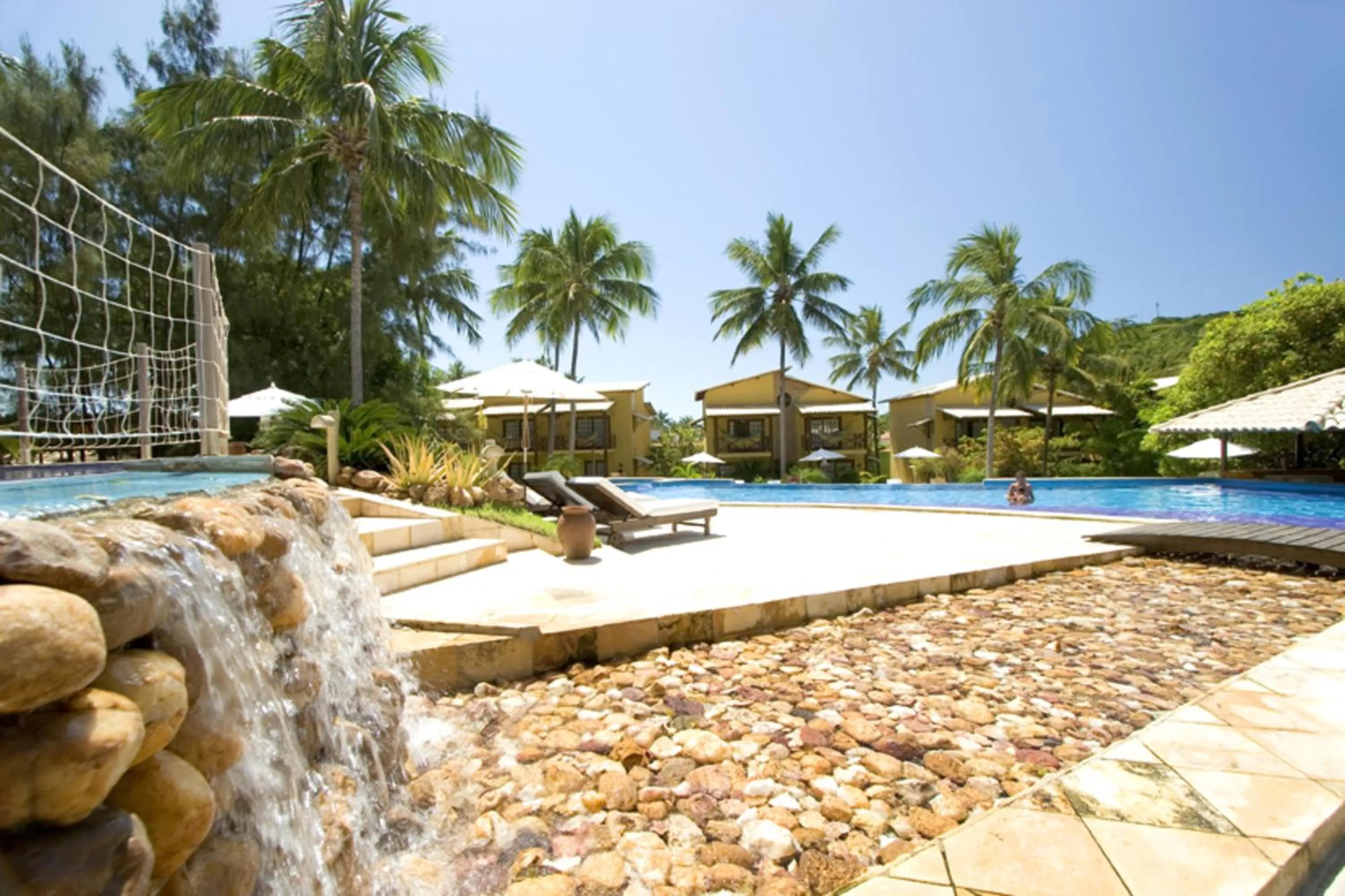 Swimming pool in Girassóis Suítes