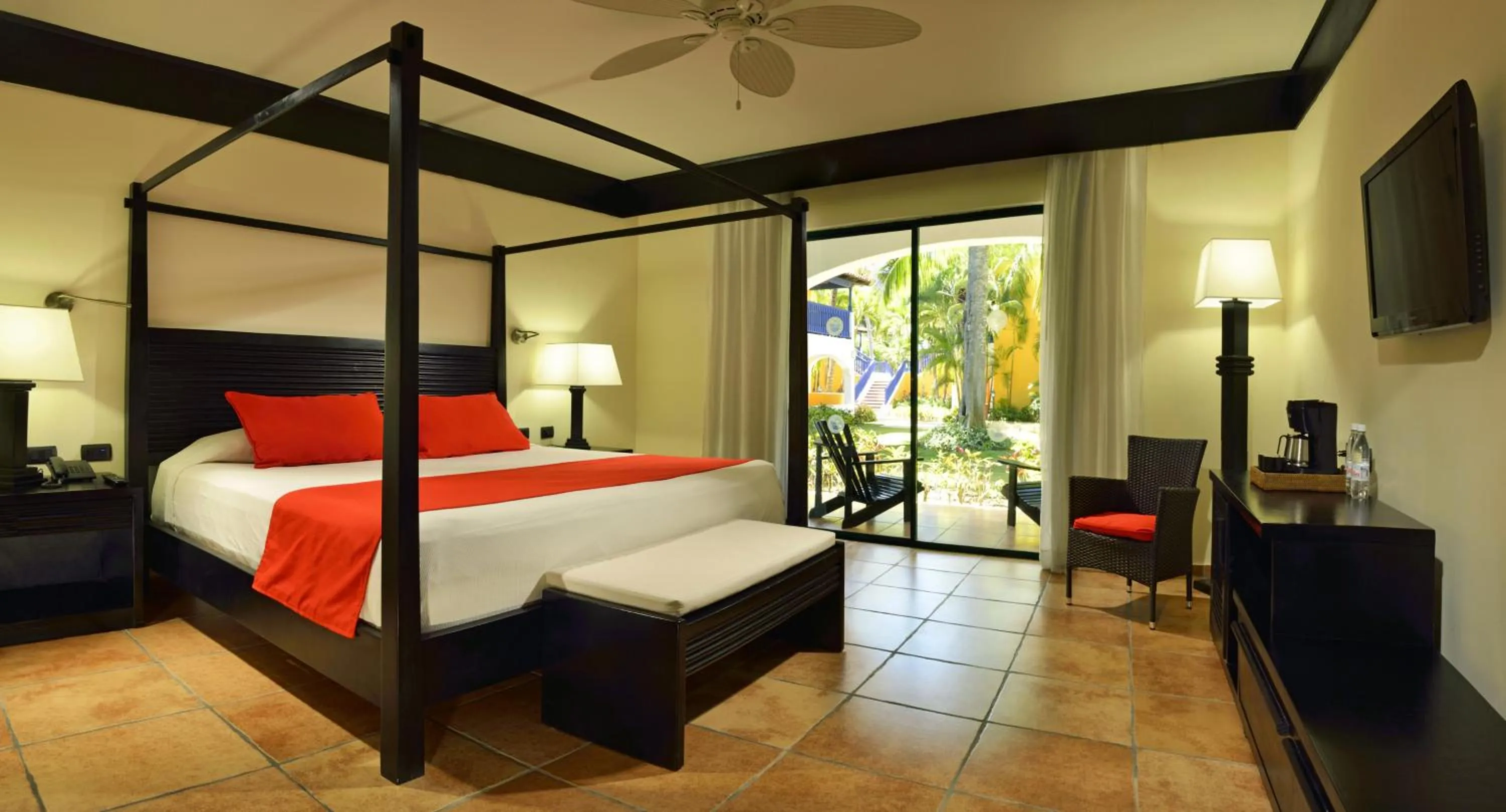 Photo of the whole room, Bed in Catalonia Bayahibe - All Inclusive