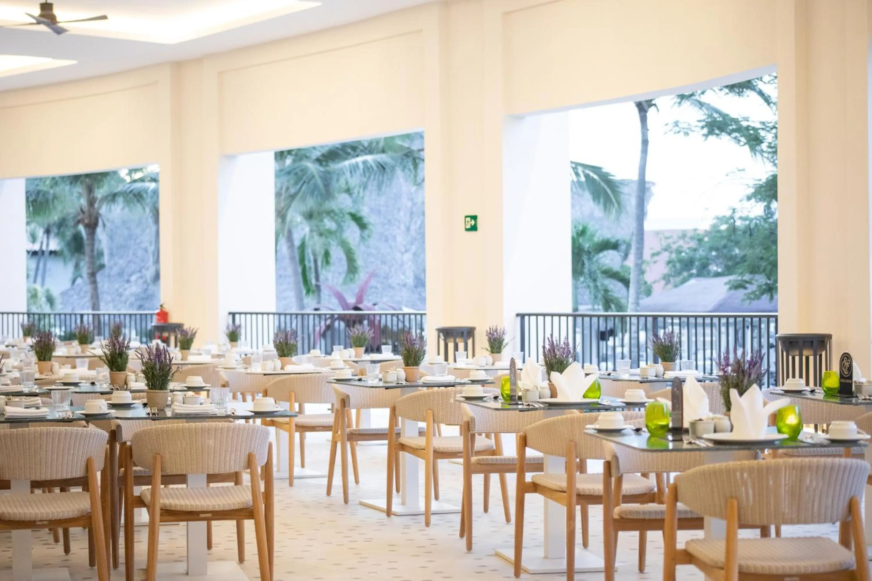 Restaurant/places to eat in Catalonia Bayahibe - All Inclusive