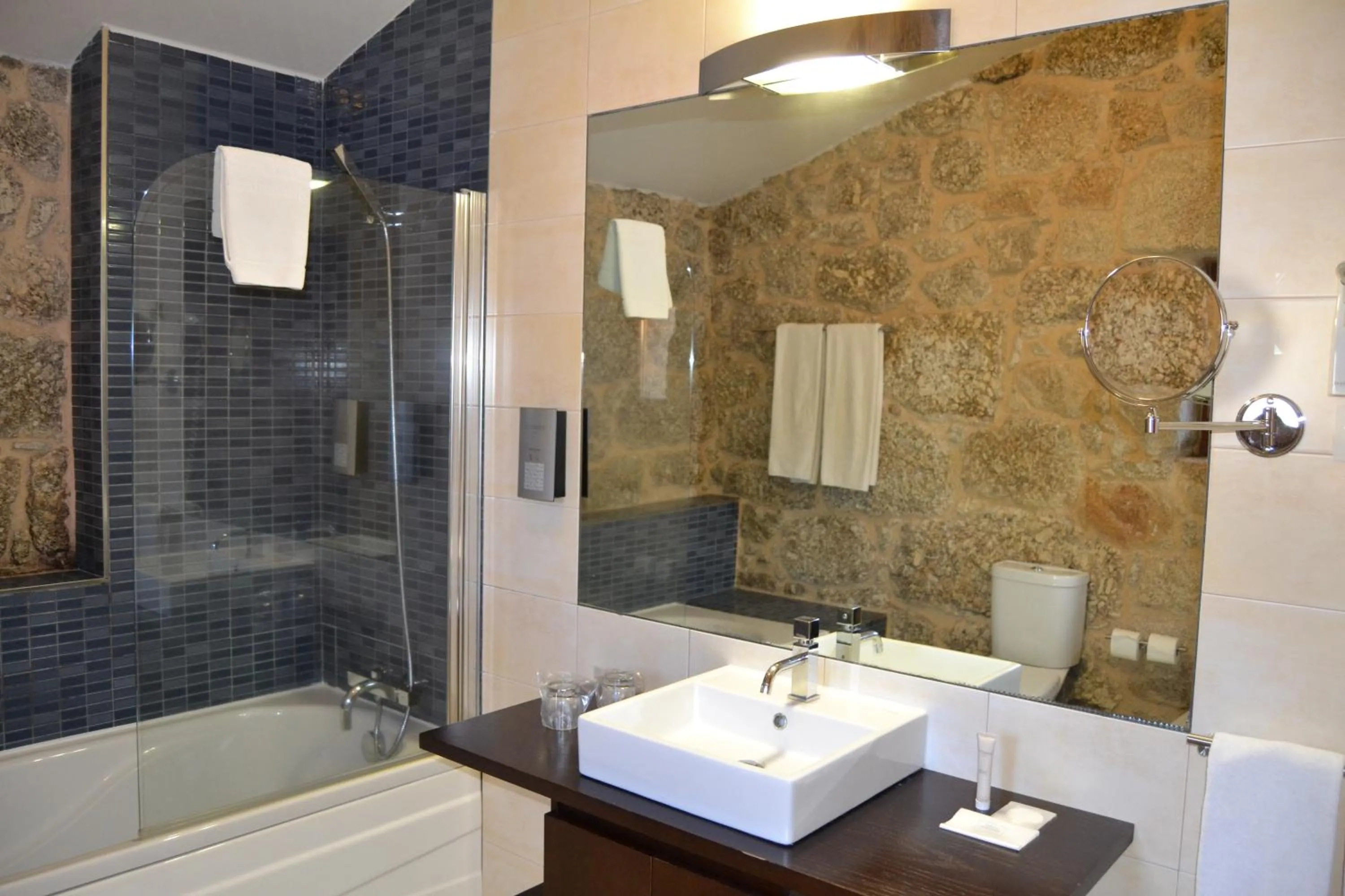 Quinta do Medronheiro Hotel Rural