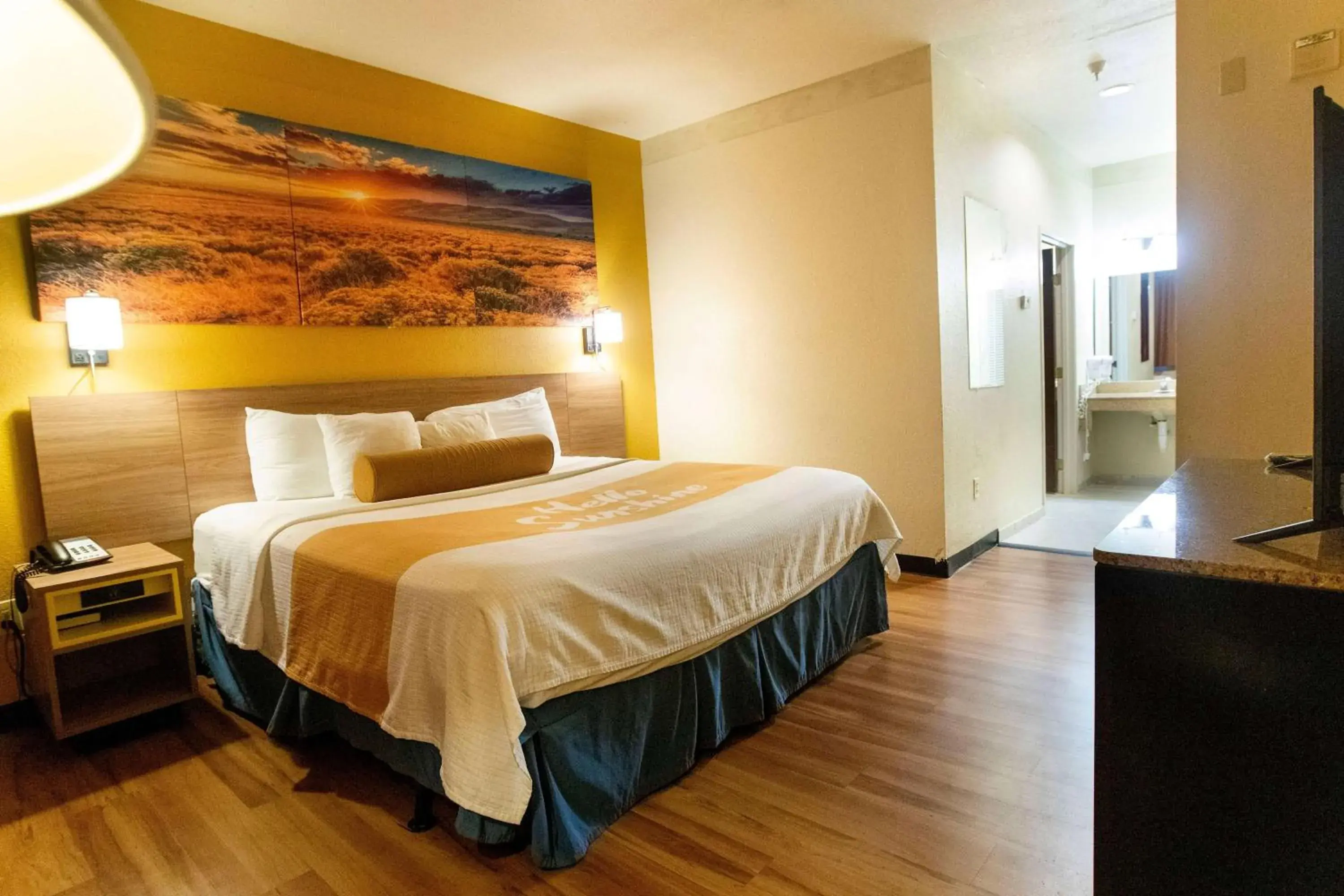 Photo of the whole room in Days Inn & Suites by Wyndham Houston North/Aldine Photo of the whole room in Days Inn & Suites by Wyndham Houston North/Aldine