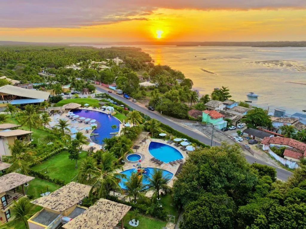 Swimming pool in Pipa Lagoa Hotel