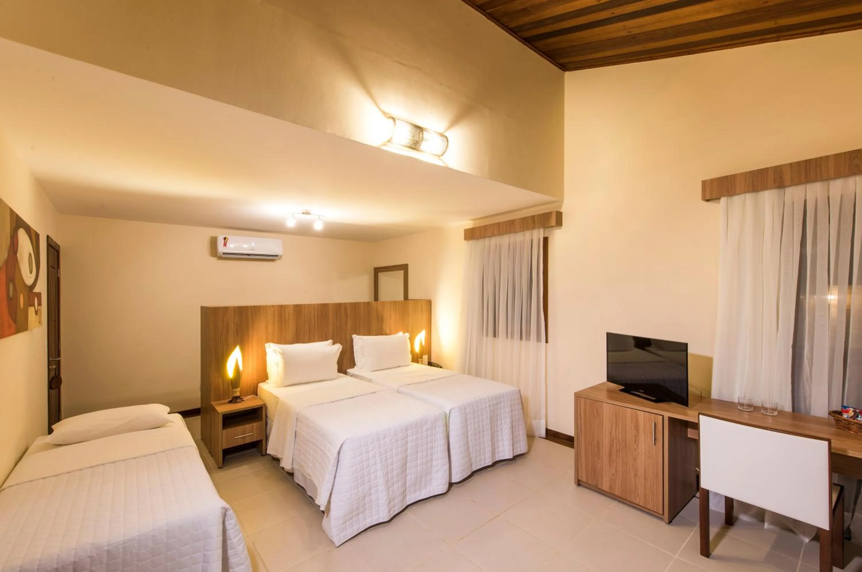 Photo of the whole room, Bed in Pipa Lagoa Hotel