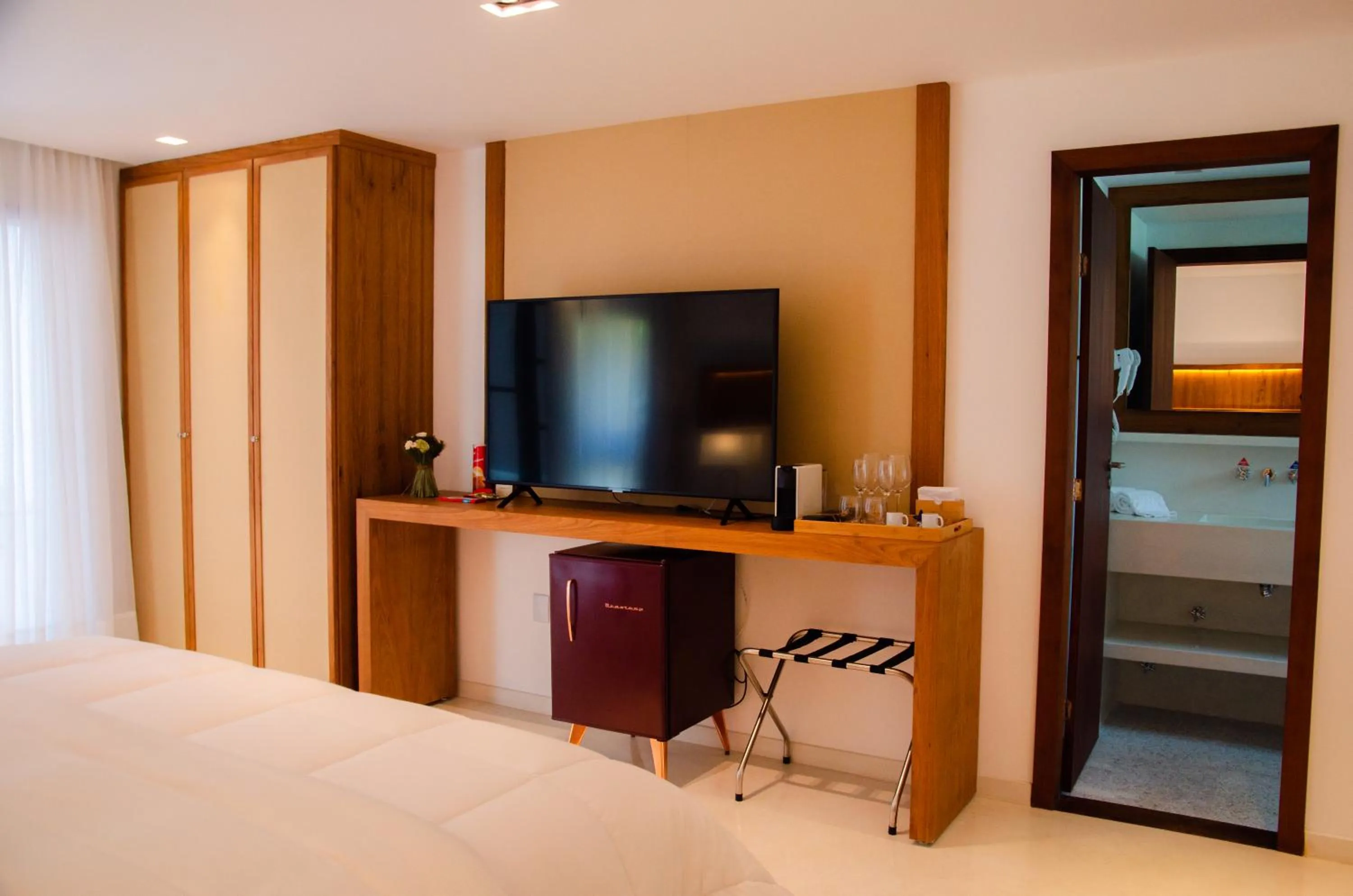 Photo of the whole room, Bed in Pipa Lagoa Hotel