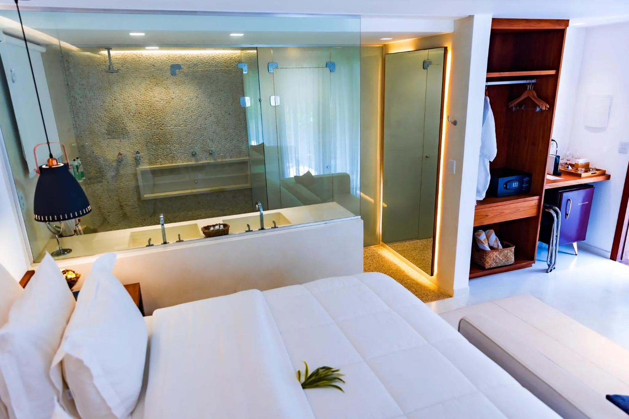 Photo of the whole room, Bed in Pipa Lagoa Hotel