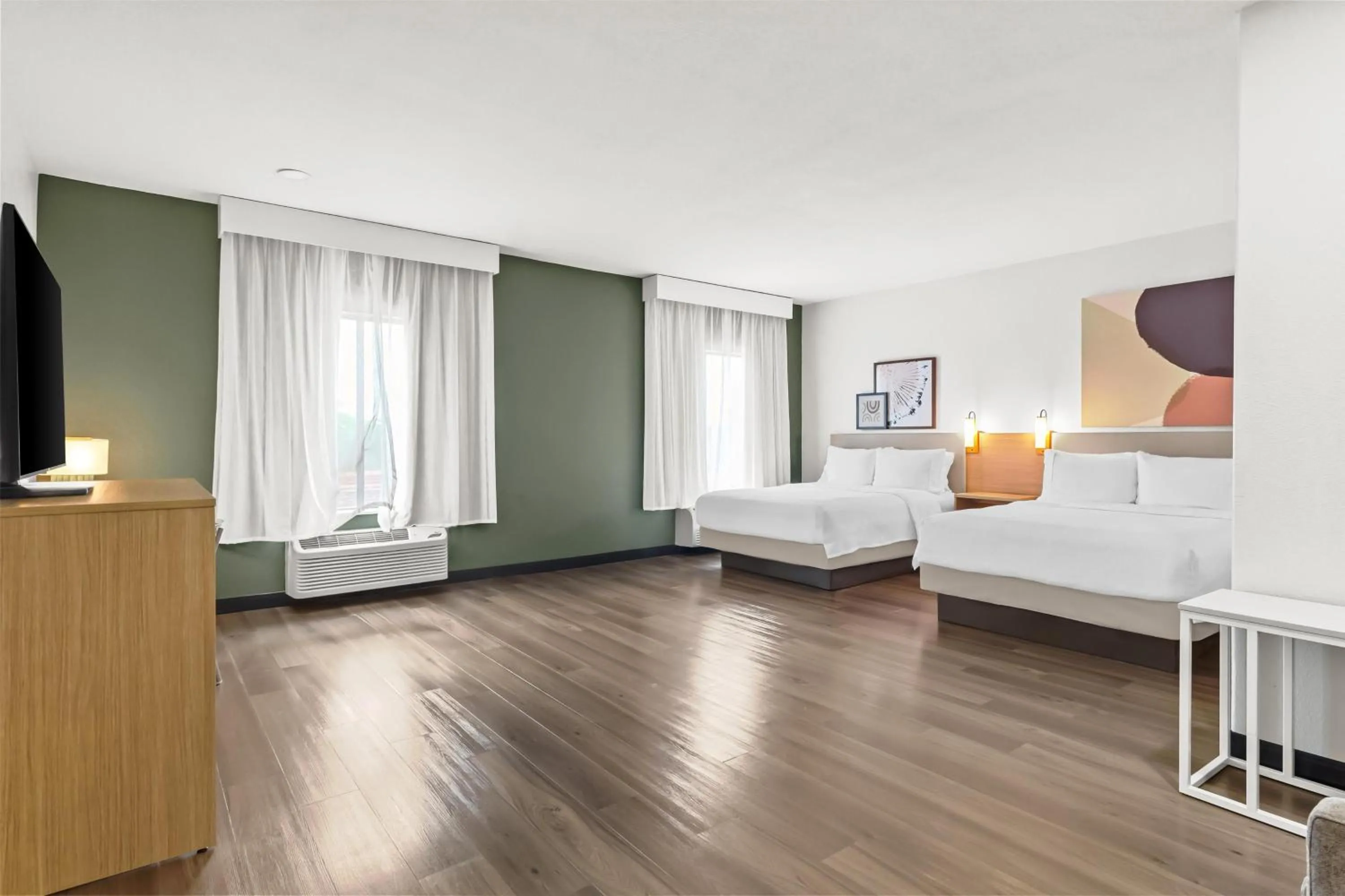 Bed in Spark By Hilton Houston Hobby Airport