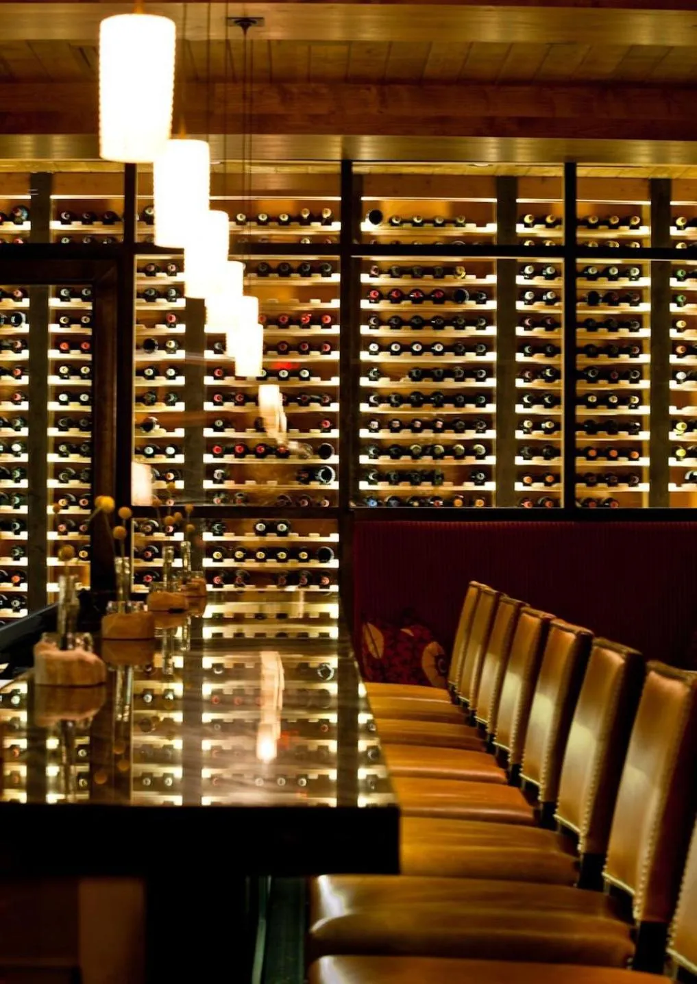 Lounge or bar in Sundial Lodge by Park City - Canyons Village