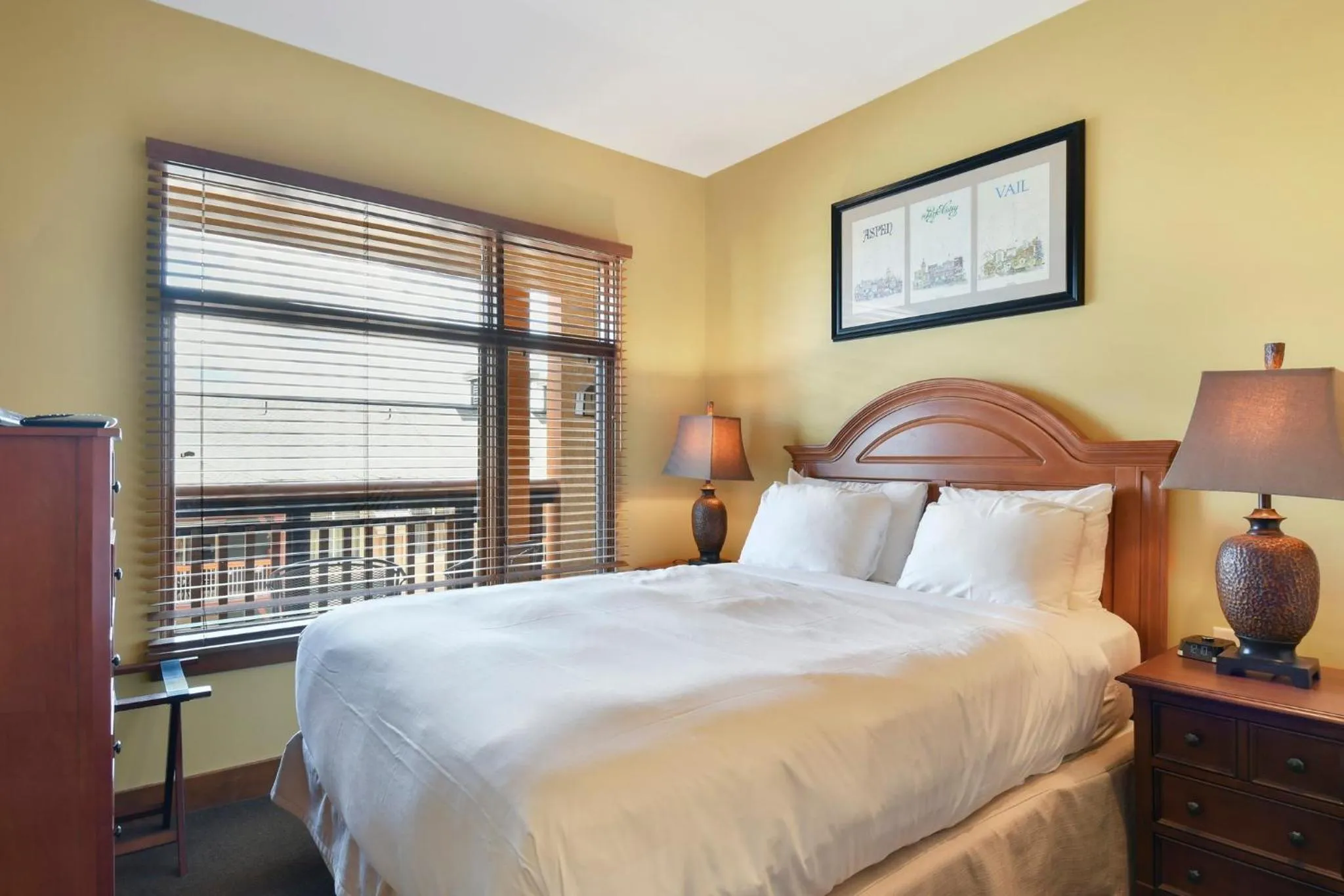 Photo of the whole room, Bed in Sundial Lodge by Park City - Canyons Village