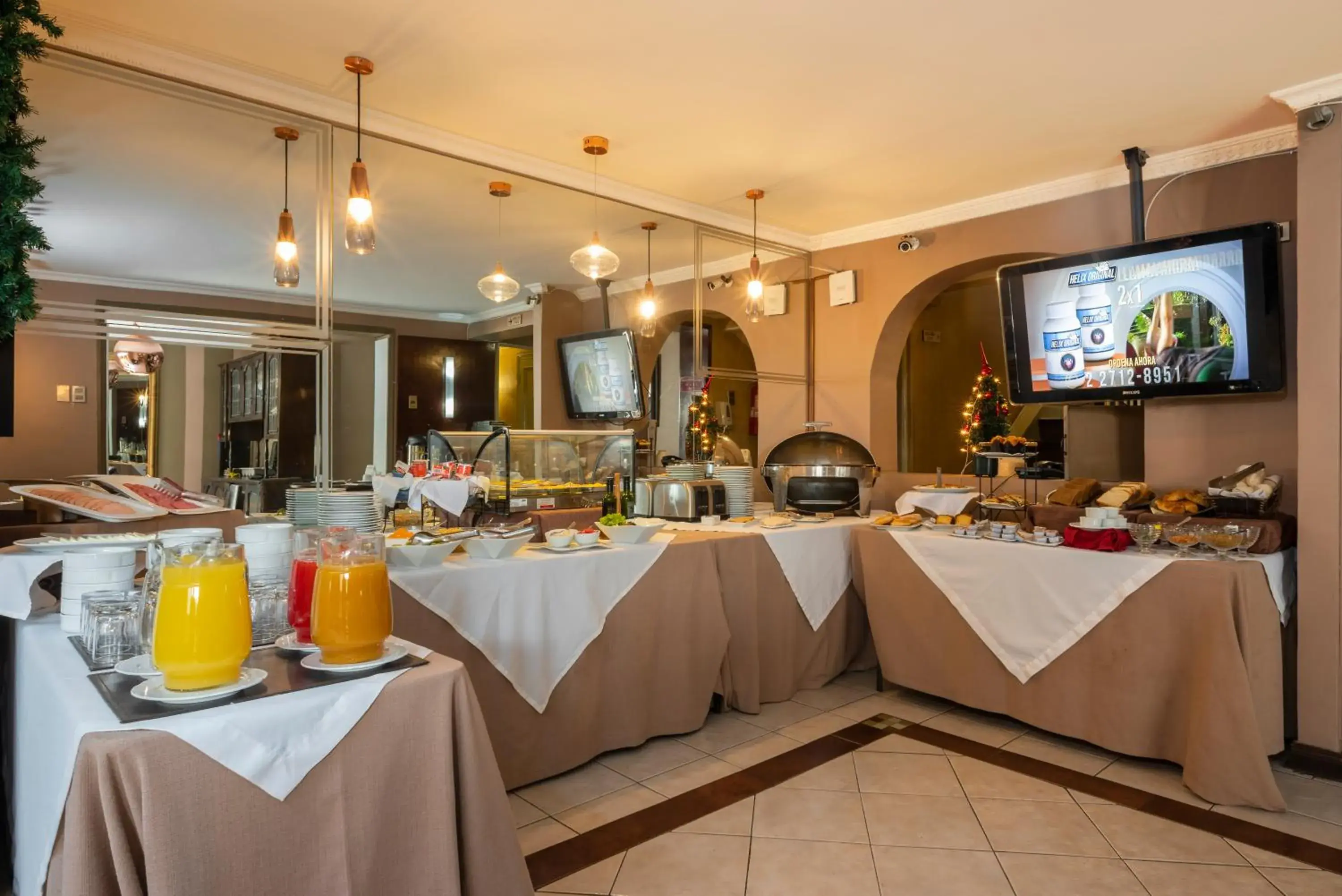 Restaurant/places to eat in Teclados Hotel Restaurant/places to eat in Teclados Hotel