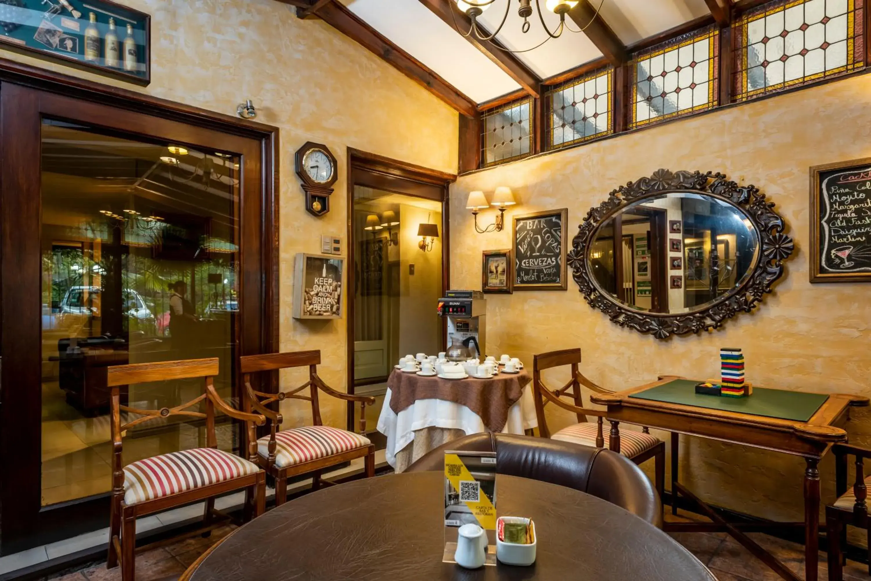 Restaurant/places to eat in Teclados Hotel Restaurant/places to eat in Teclados Hotel