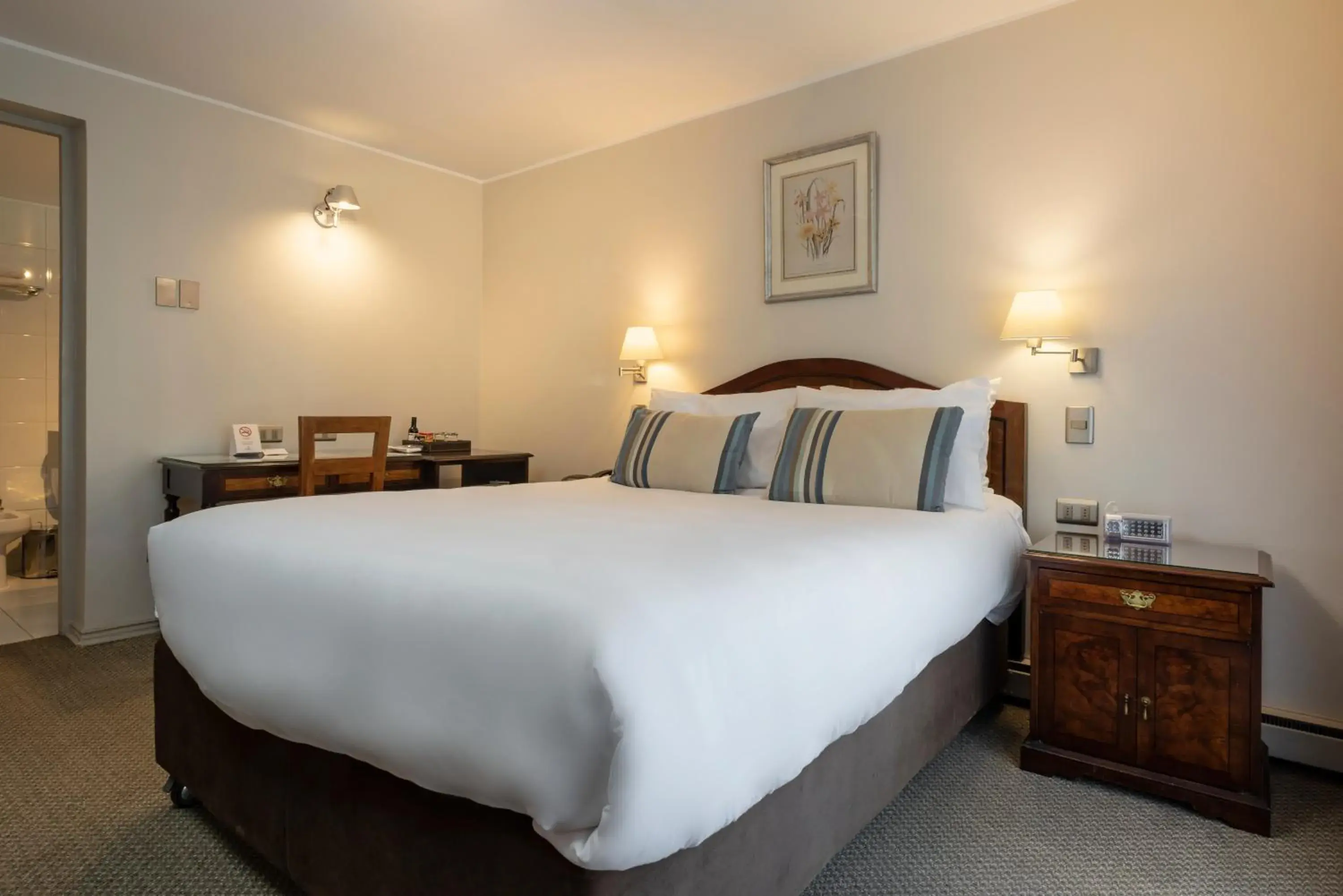 Superior Queen Room in Teclados Hotel Superior Queen Room in Teclados Hotel