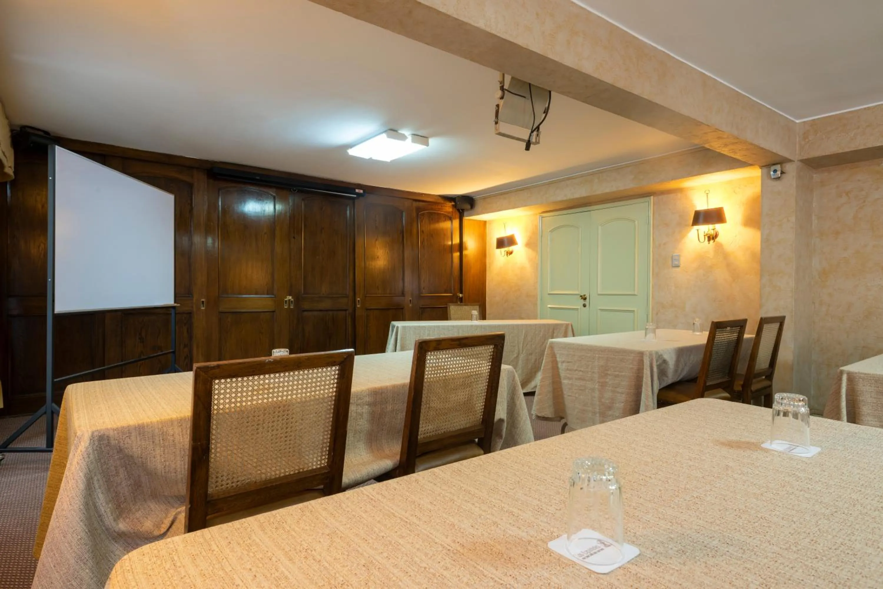 Meeting/conference room in Teclados Hotel