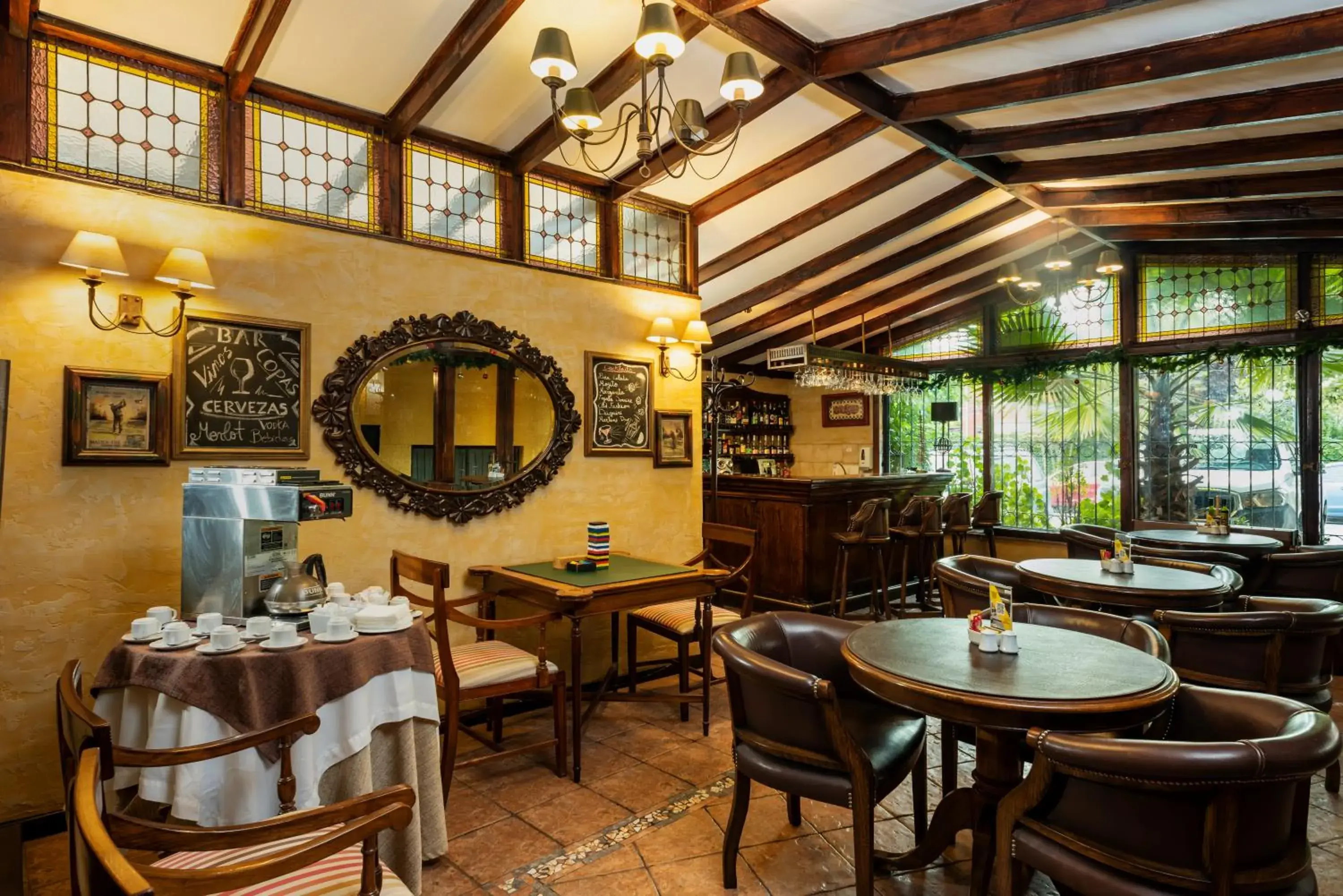 Restaurant/places to eat in Teclados Hotel Restaurant/places to eat in Teclados Hotel