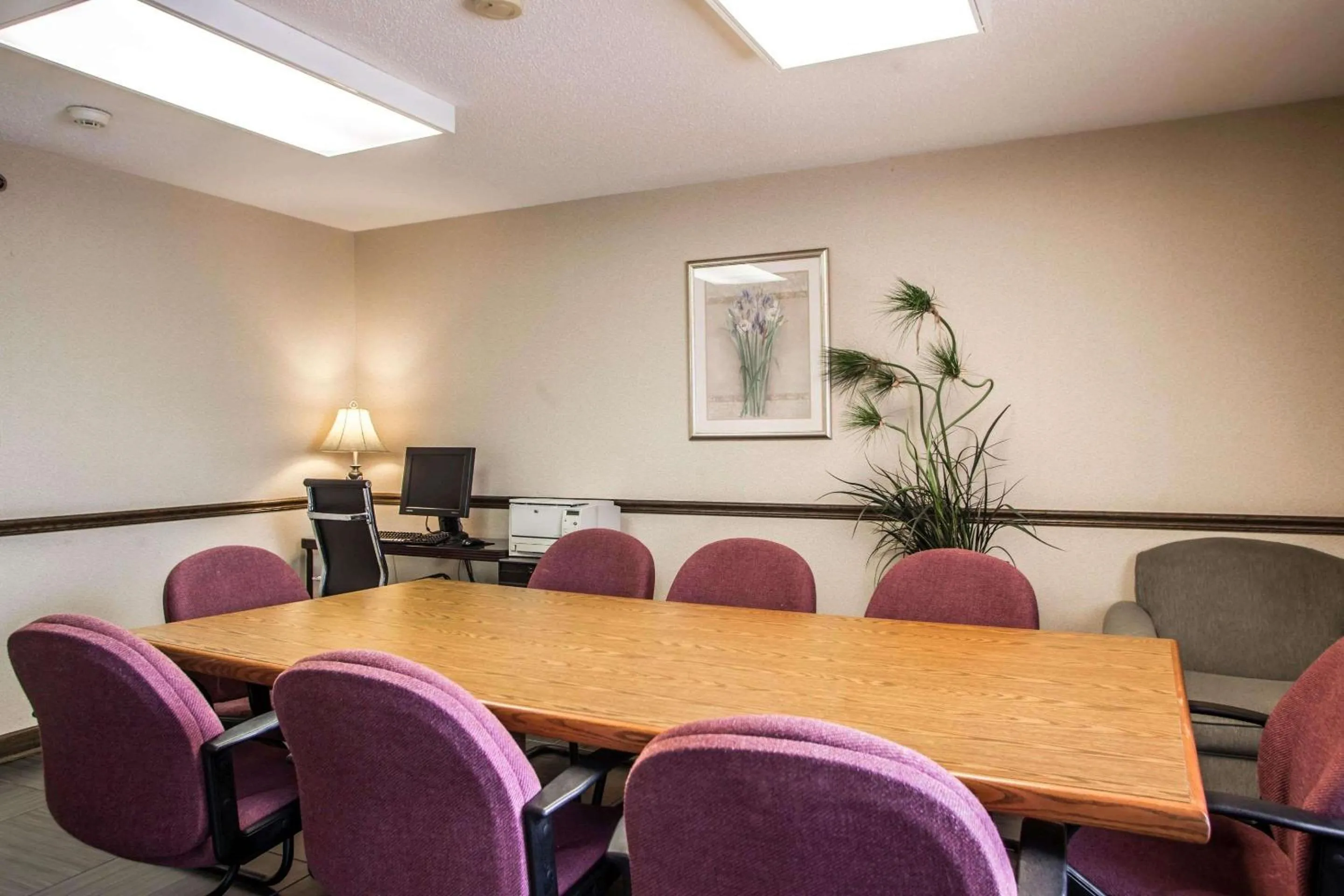 On site in Quality Inn Elgin I-90