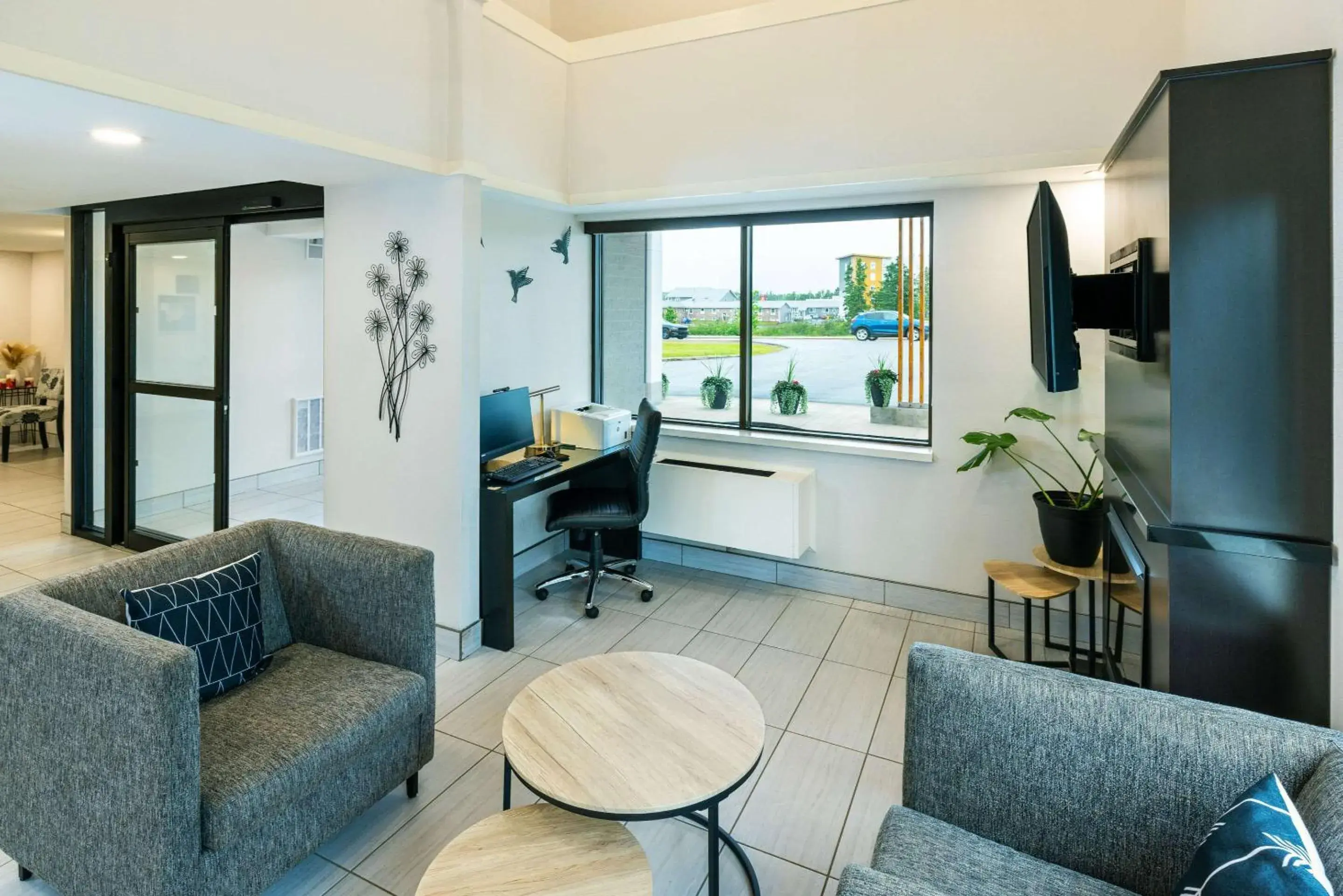 Lobby or reception in Comfort Inn Lobby or reception in Comfort Inn