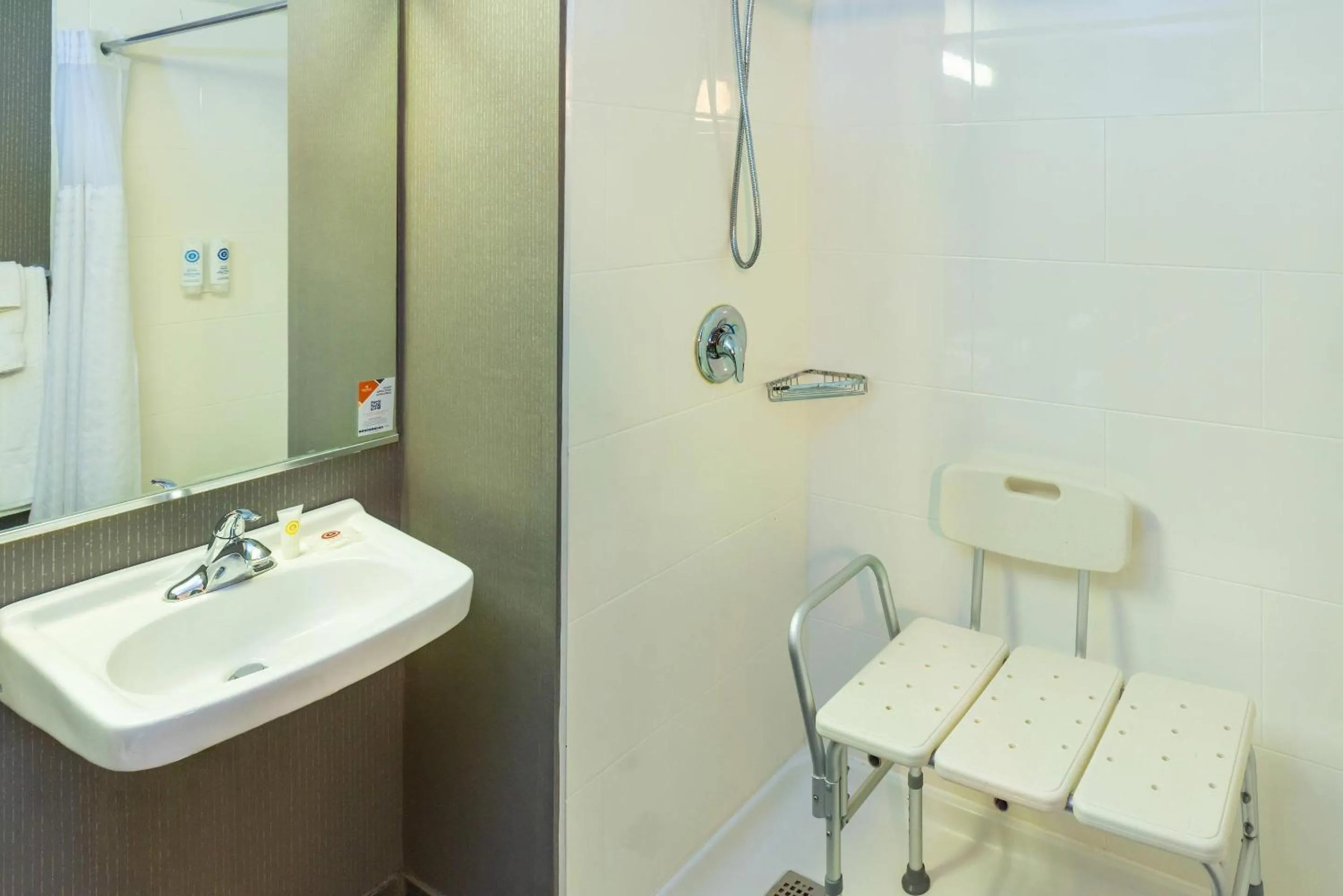 Bedroom in Comfort Inn