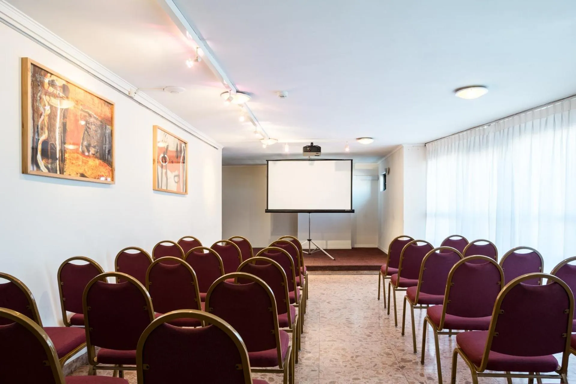 Meeting/conference room in Days Inn by Wyndham Montevideo