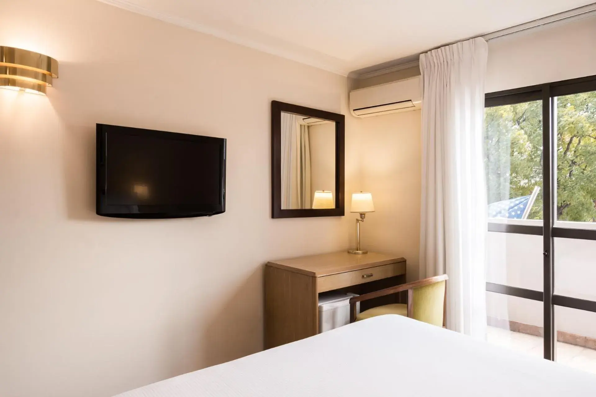 Bed in Days Inn by Wyndham Montevideo Bed in Days Inn by Wyndham Montevideo