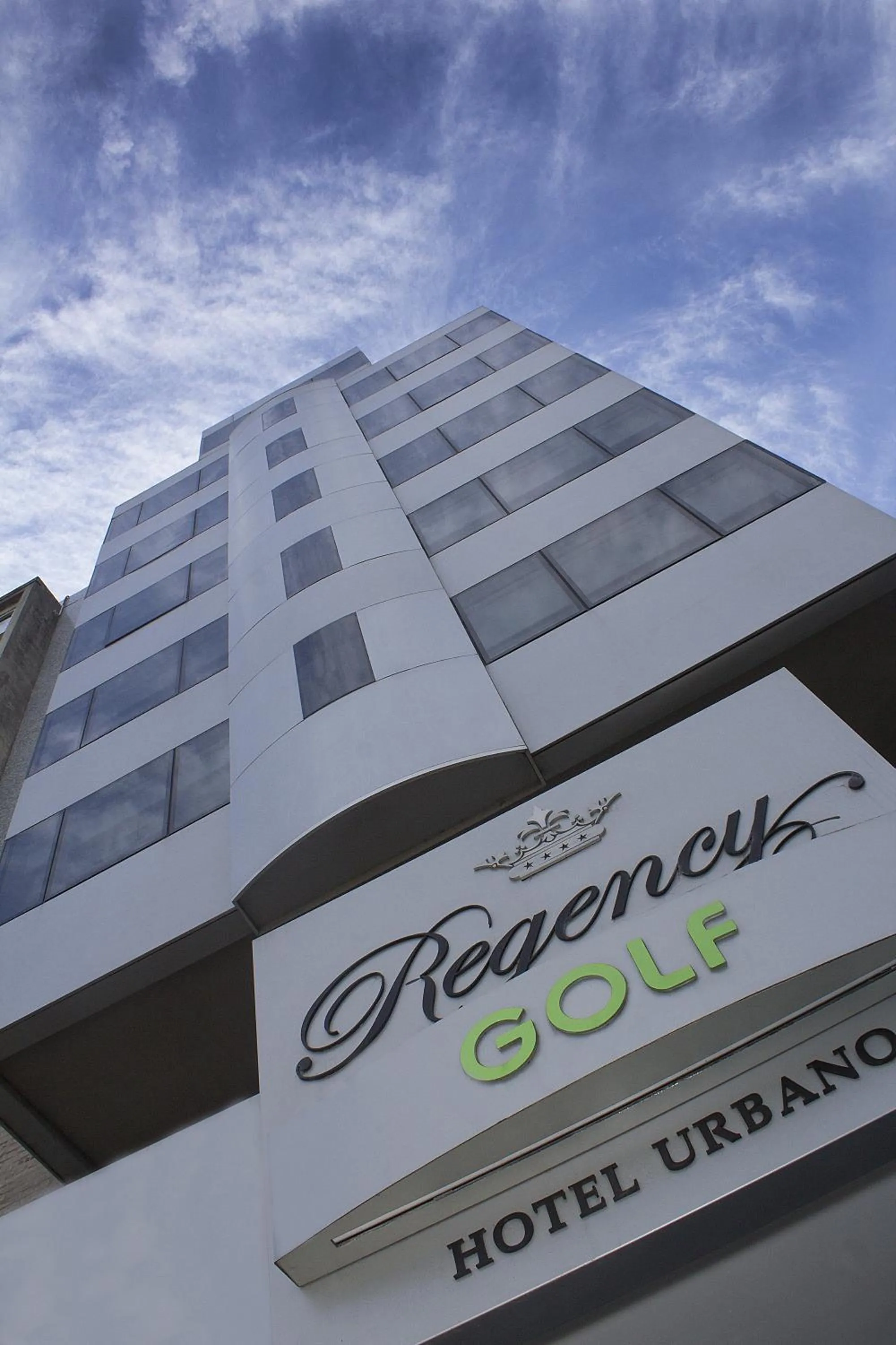 Facade/entrance in Regency Golf - Hotel Urbano