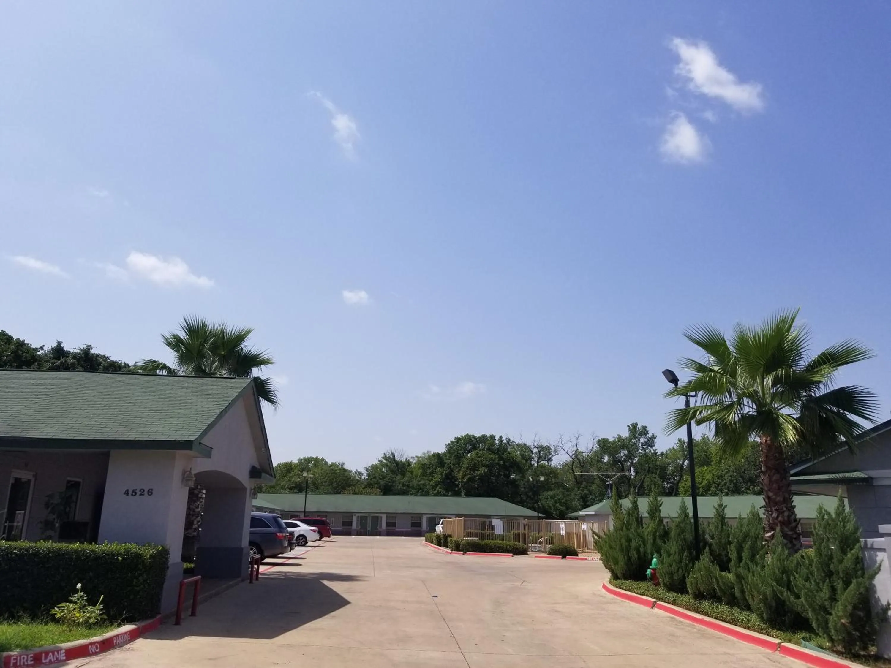 Haltom Inn Fort Worth