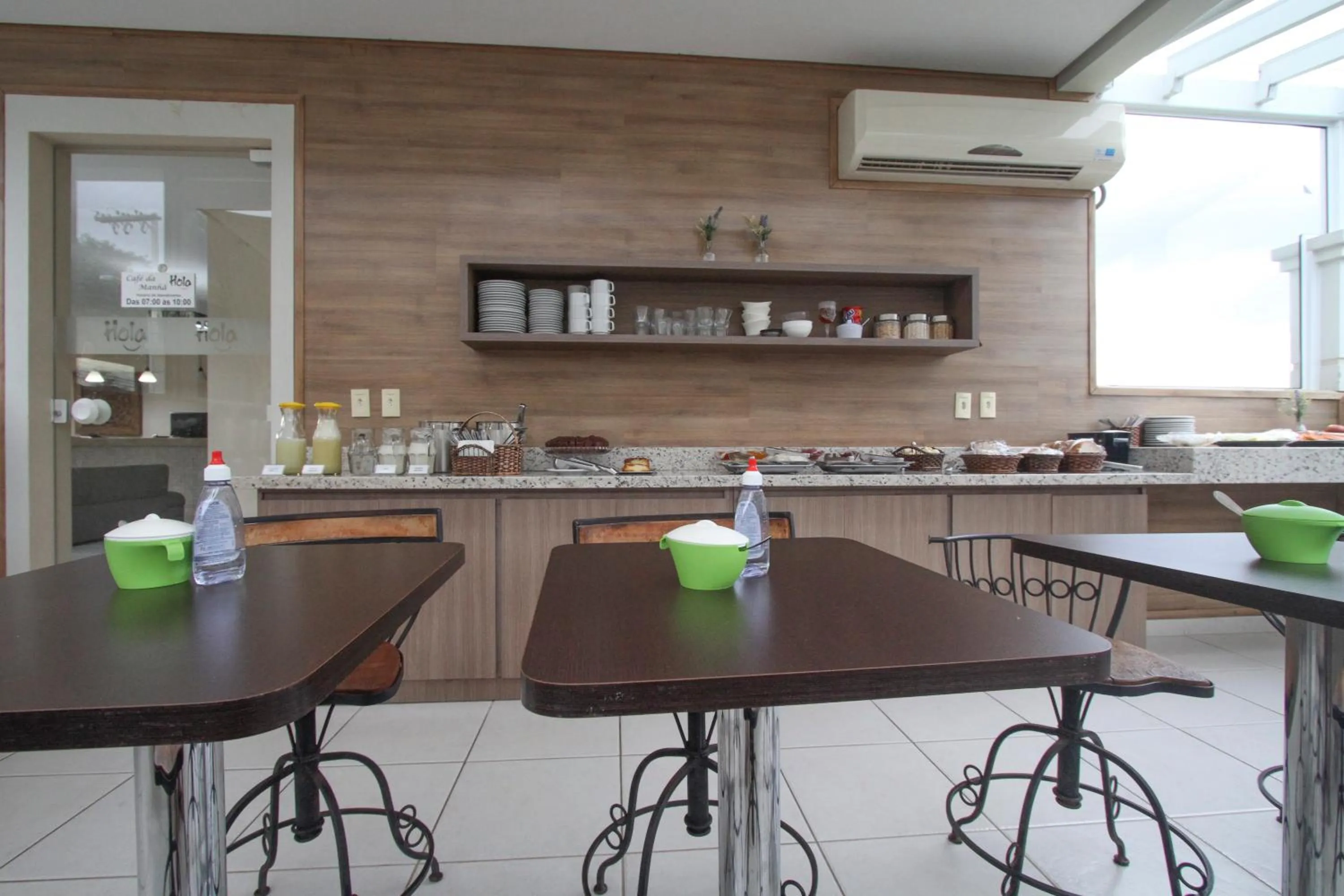 Continental breakfast in Hotel Hola