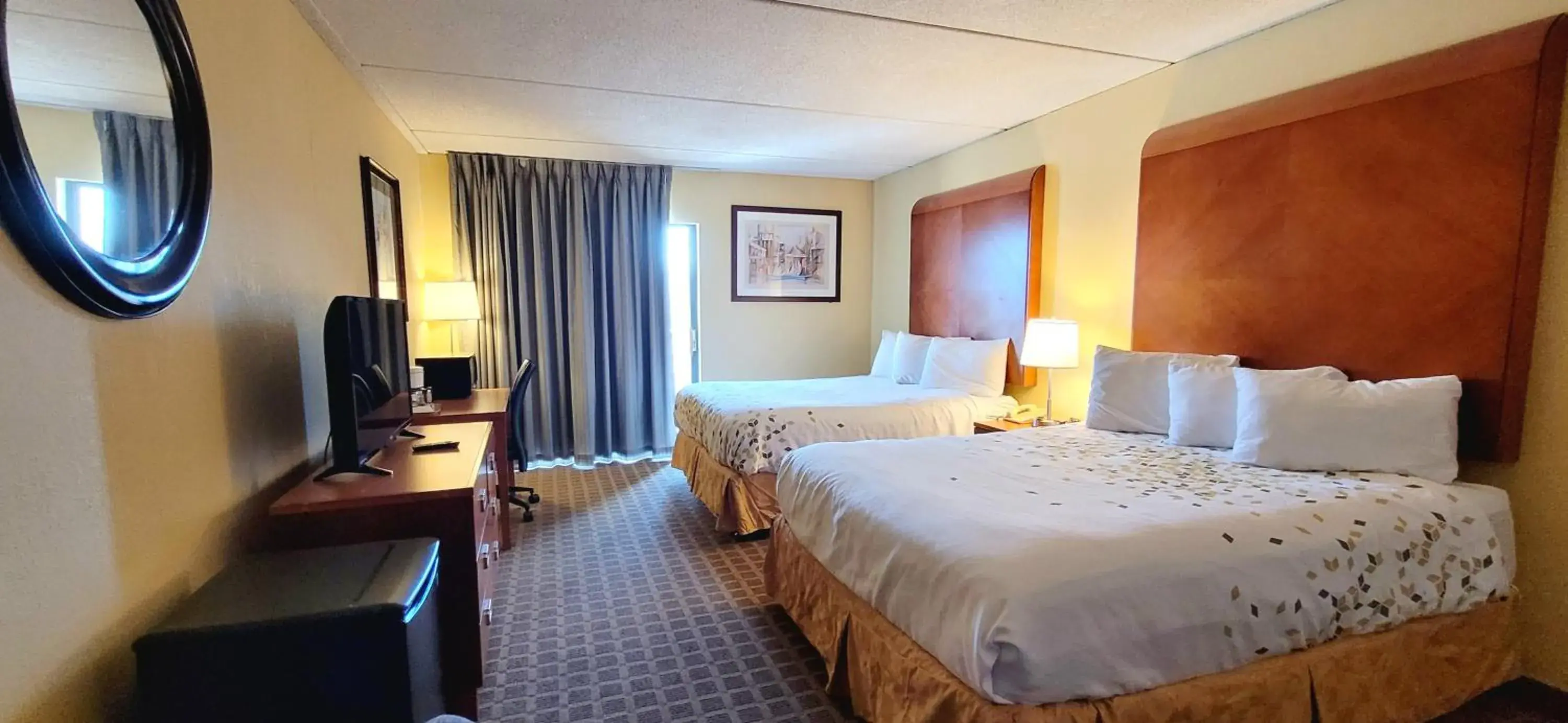 Bedroom, Bed in Inn at Grand Glaize Bedroom, Bed in Inn at Grand Glaize