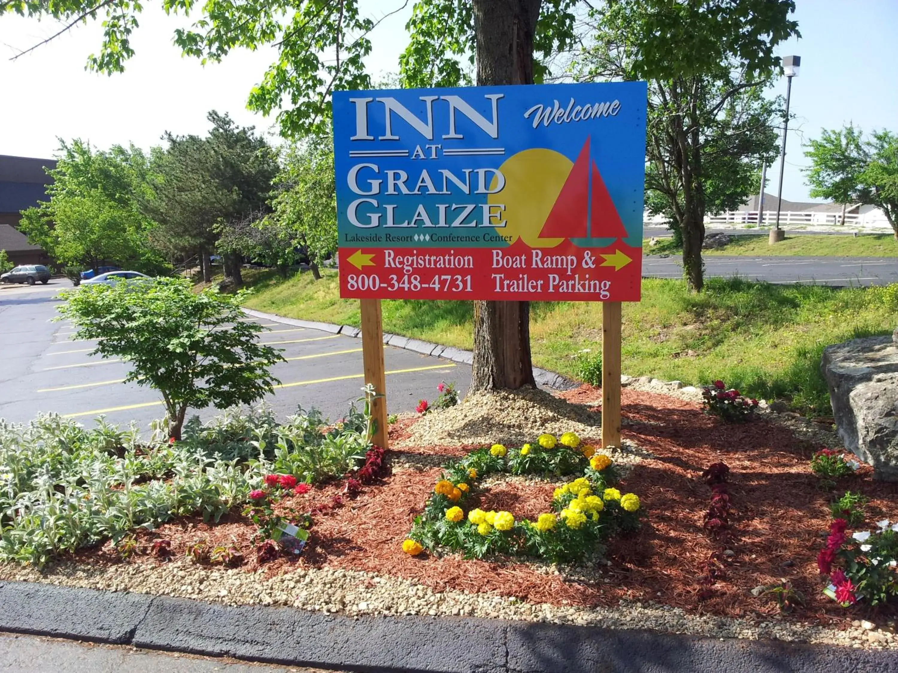 Facade/entrance in Inn at Grand Glaize Facade/entrance in Inn at Grand Glaize
