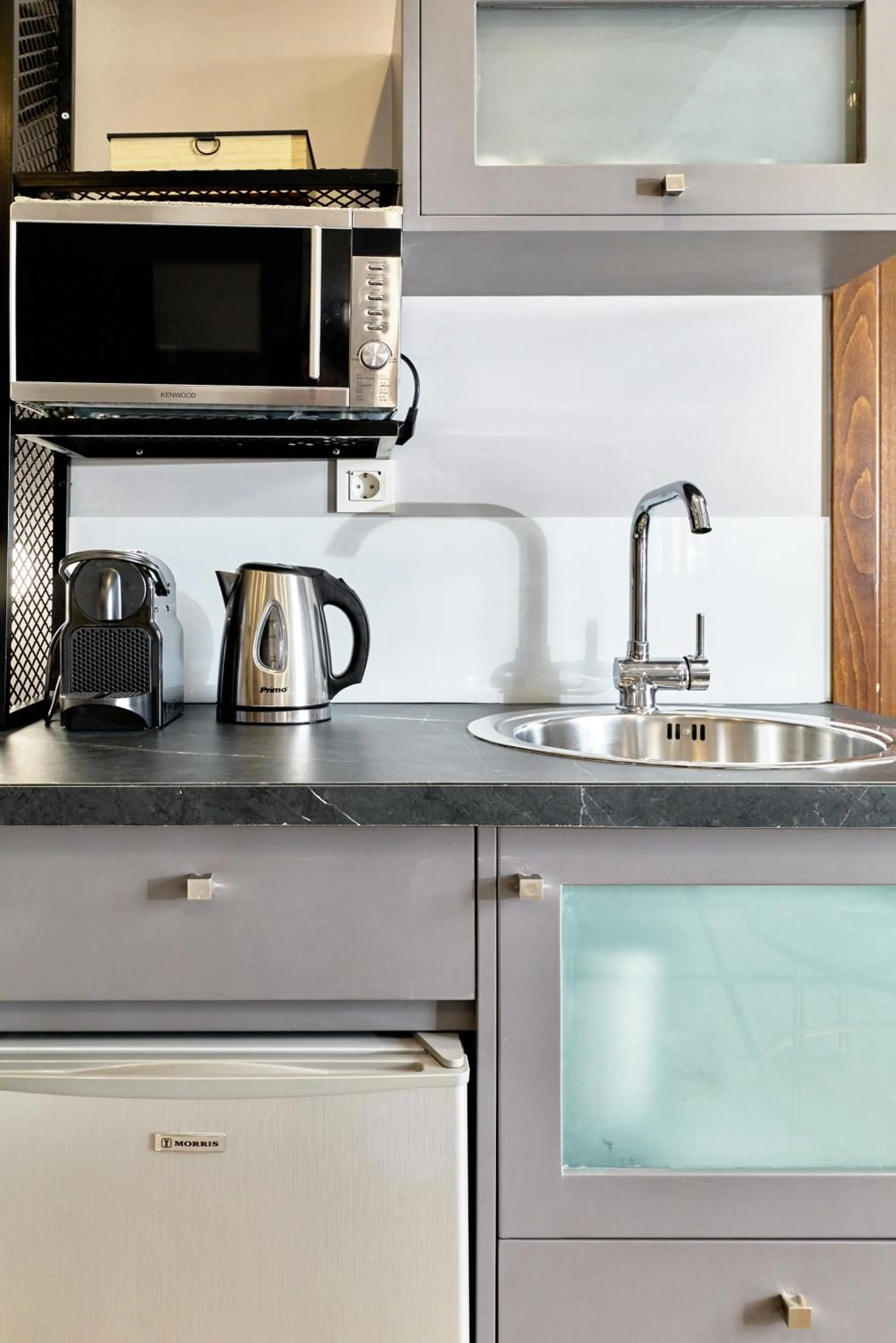 Coffee/tea facilities in Nival Luxury Suites