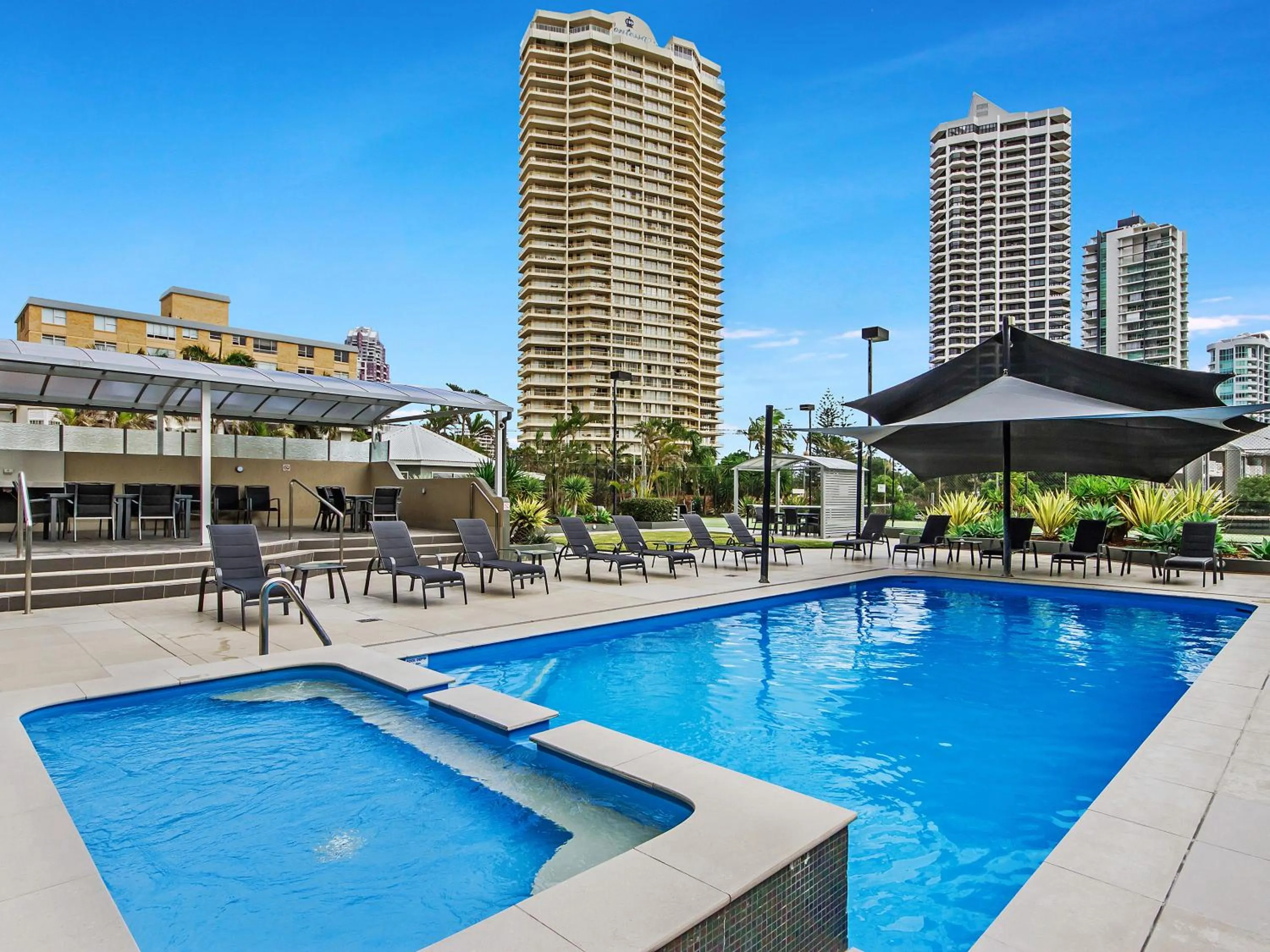 Swimming pool in Sunbird Beach Resort Gold Coast