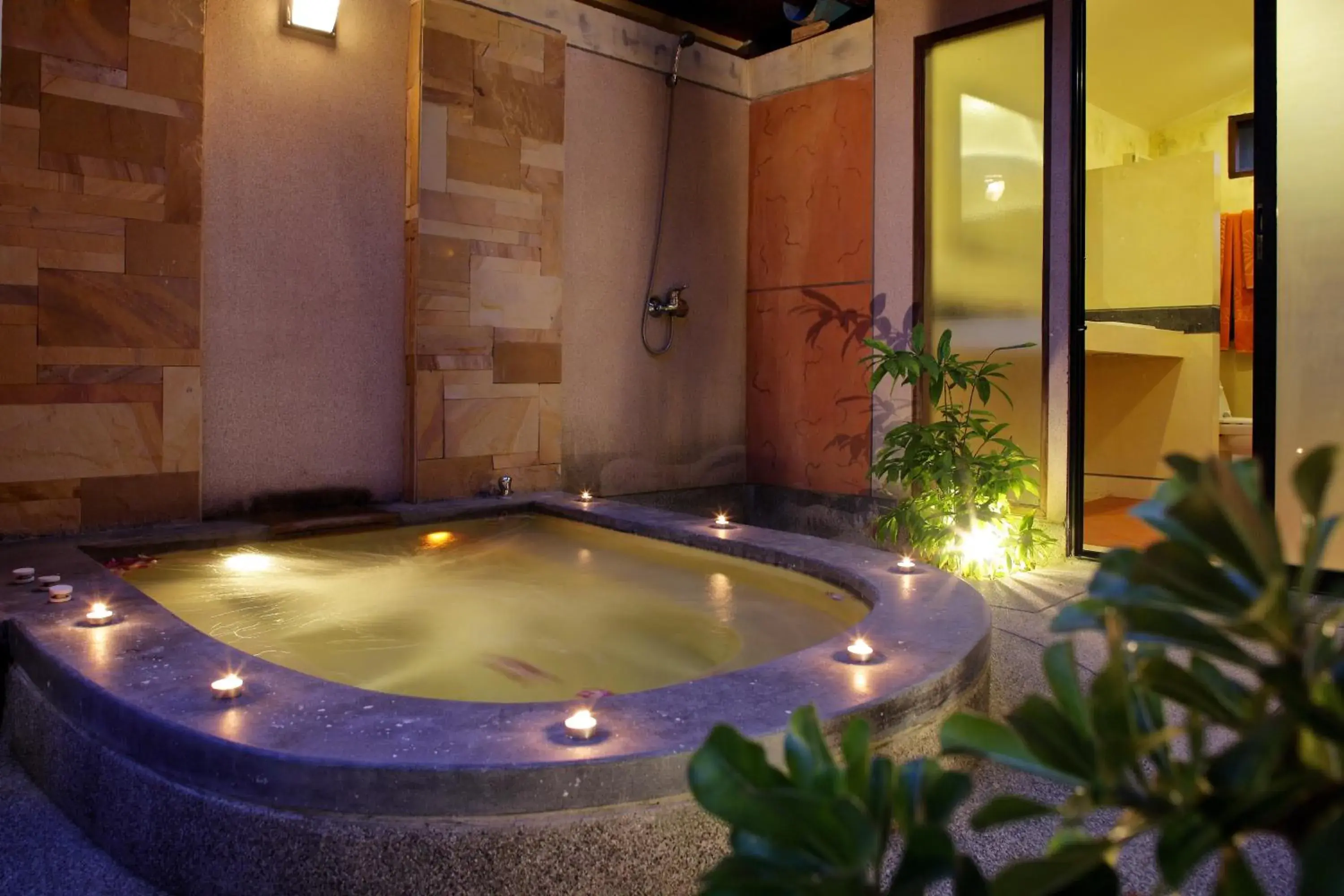 Spa and wellness centre/facilities in Railay Bay Resort & Spa Spa and wellness centre/facilities in Railay Bay Resort & Spa