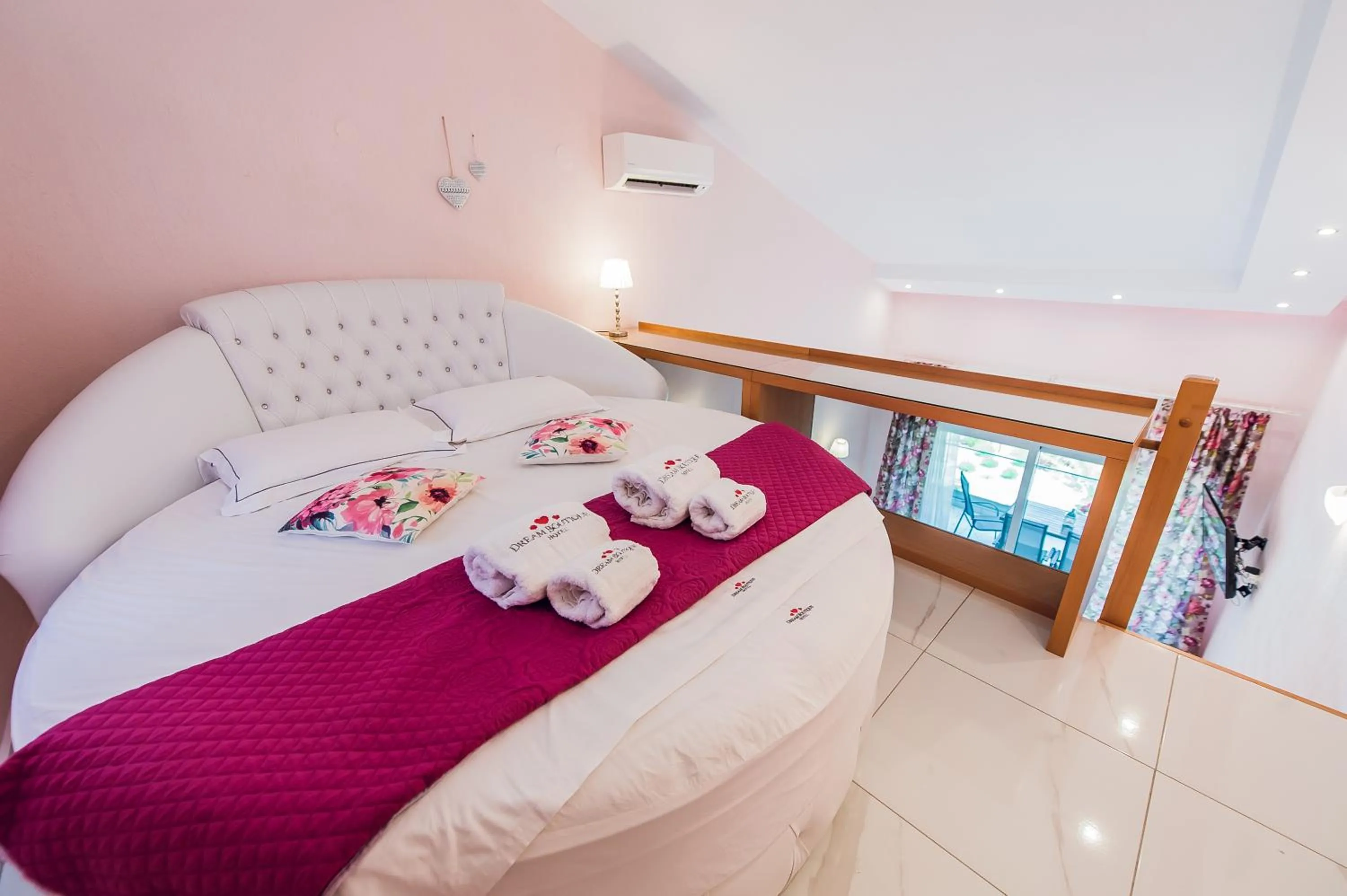 Bed in Dream Boutique Apartments
