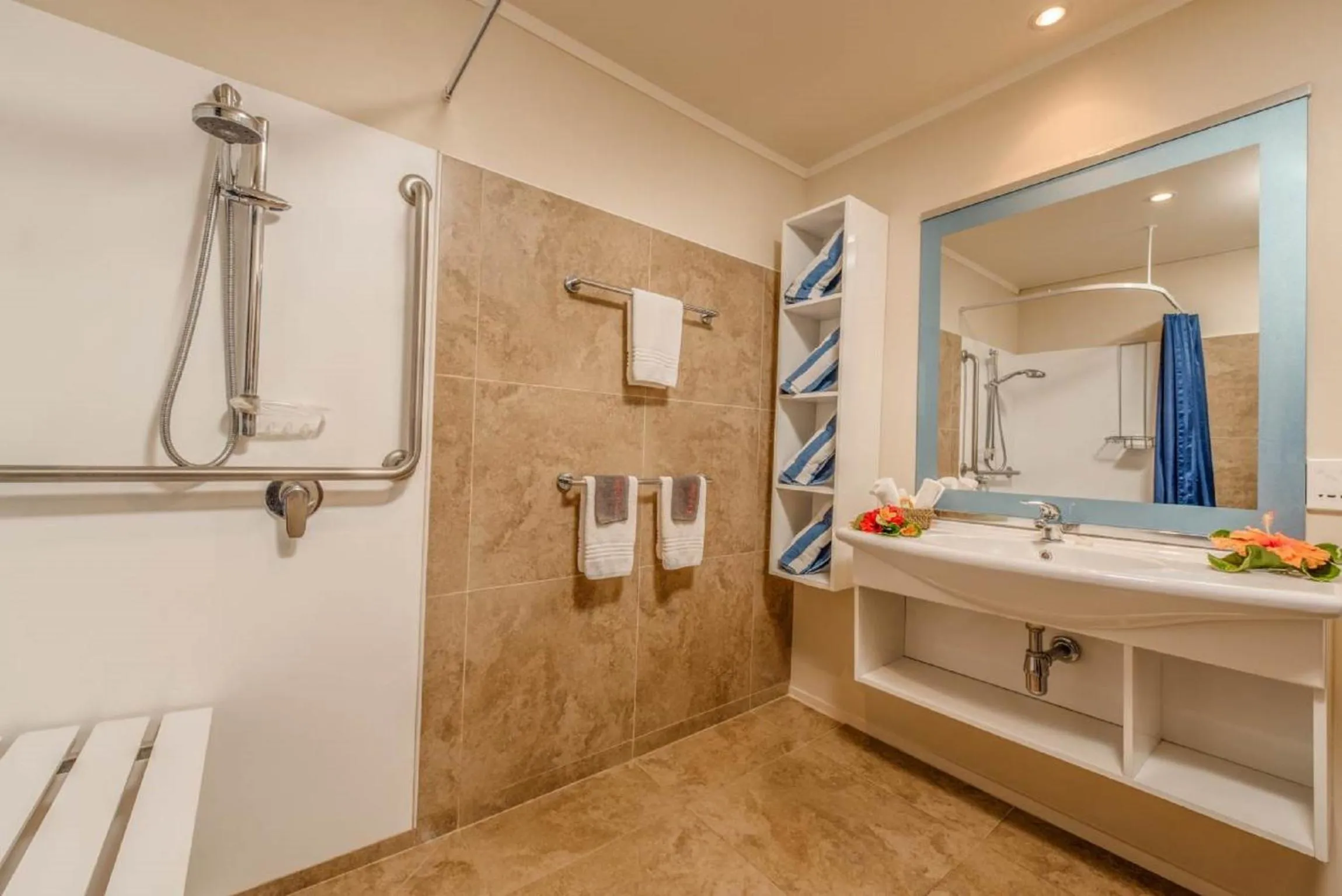 Bathroom in Sunset Resort