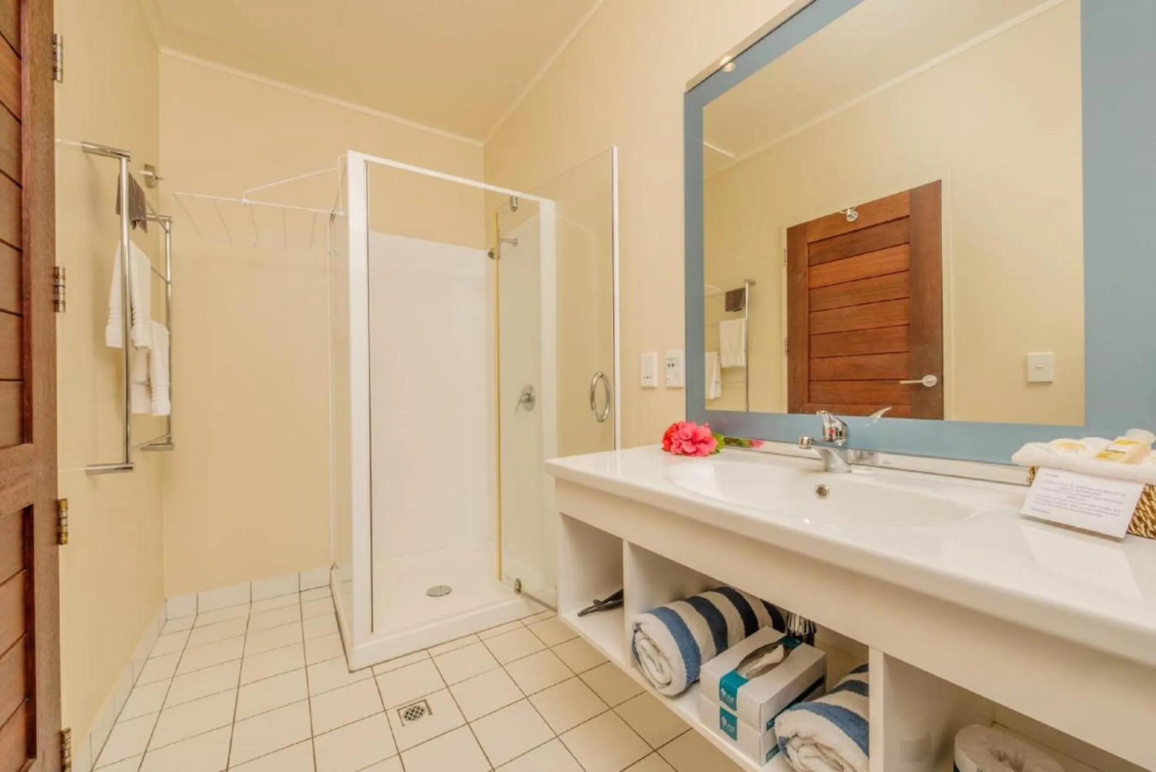 Bathroom in Sunset Resort