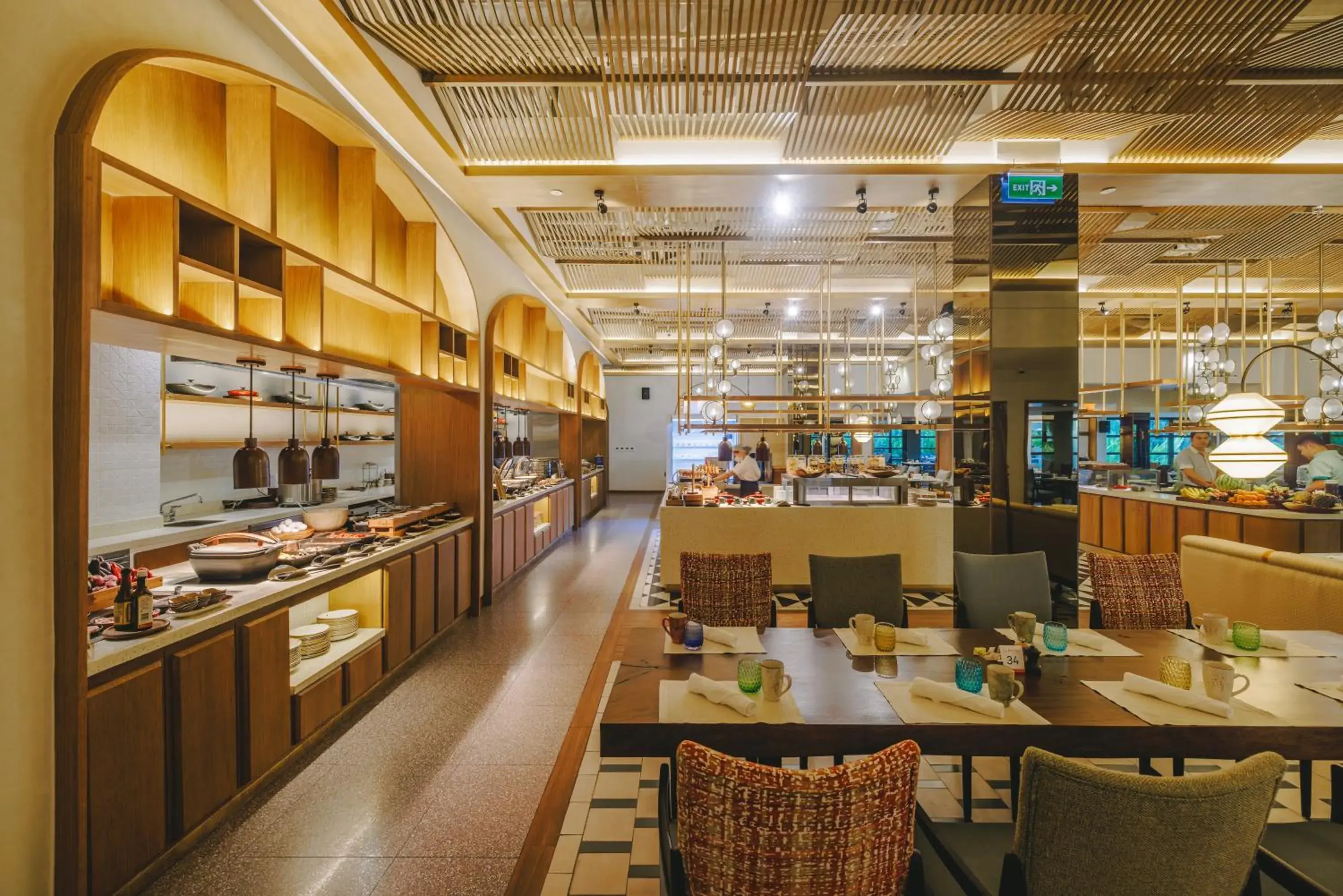 Restaurant/places to eat in Crimson Resort and Spa - Mactan Island, Cebu Restaurant/places to eat in Crimson Resort and Spa - Mactan Island, Cebu