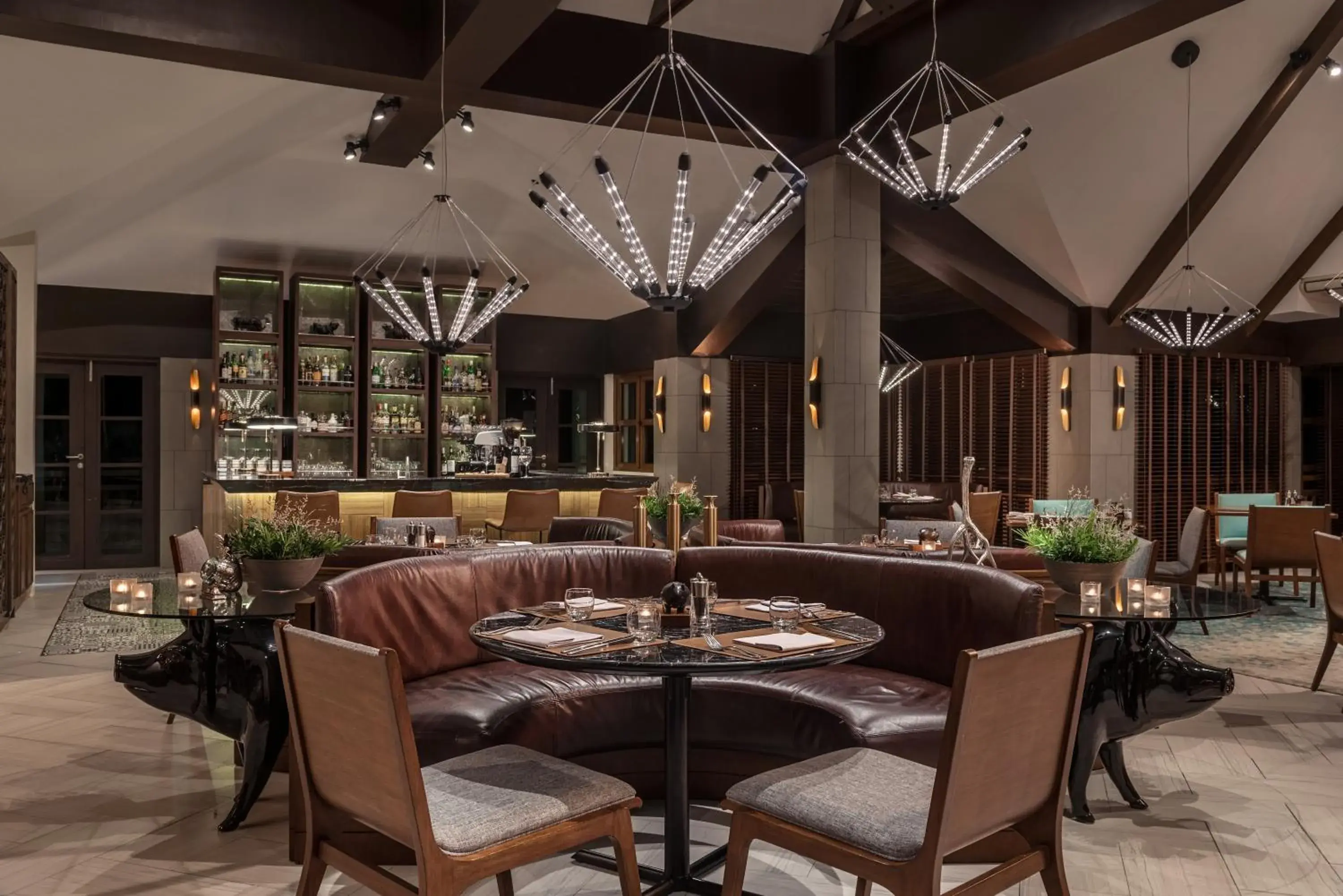 Restaurant/places to eat in Crimson Resort and Spa - Mactan Island, Cebu Restaurant/places to eat in Crimson Resort and Spa - Mactan Island, Cebu