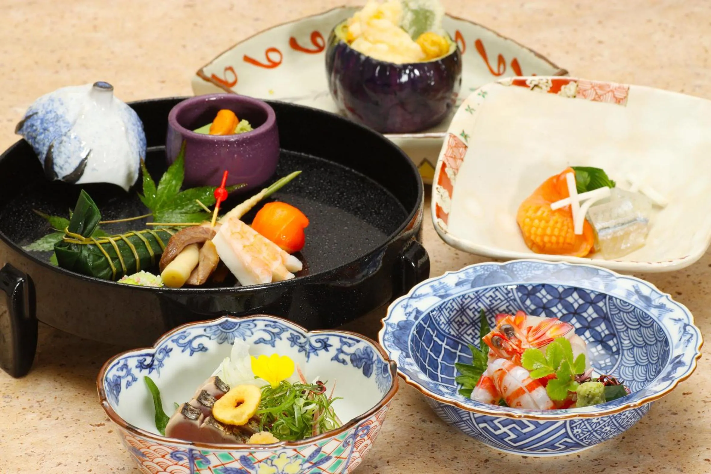 Restaurant/places to eat in ANA Crowne Plaza Hotel Kyoto by IHG