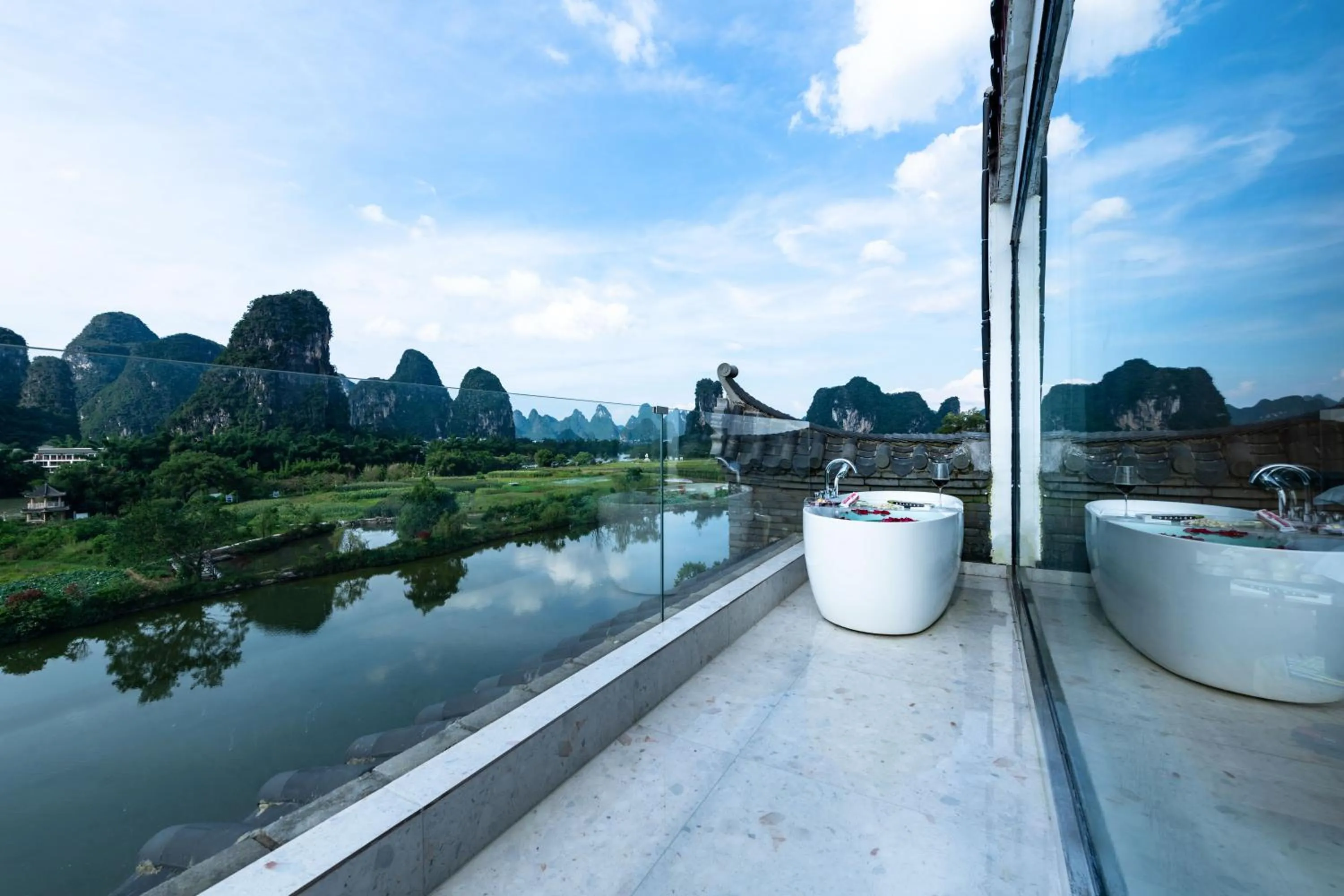 Natural landscape in Yangshuo Hidden Dragon Villa