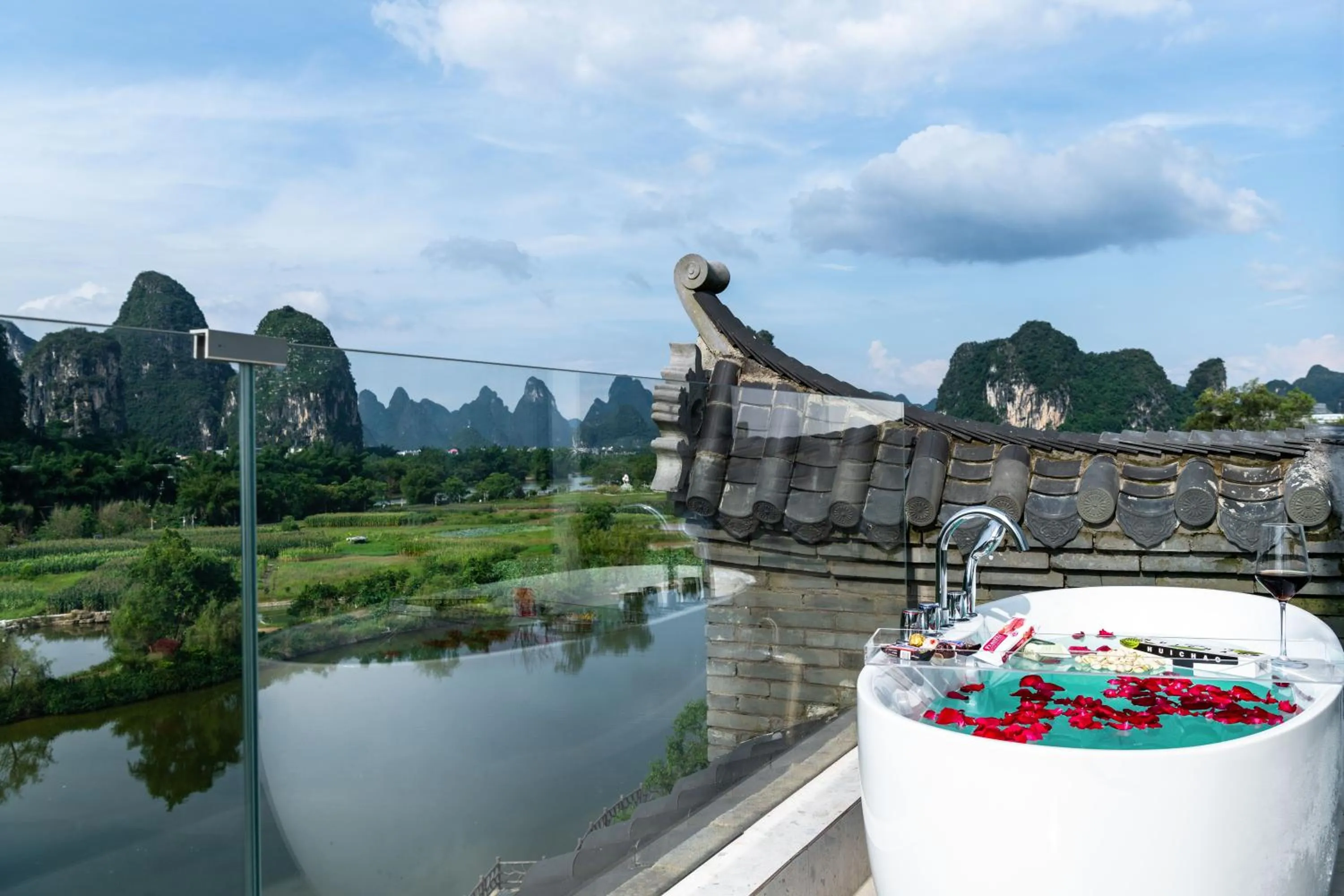 Natural landscape in Yangshuo Hidden Dragon Villa
