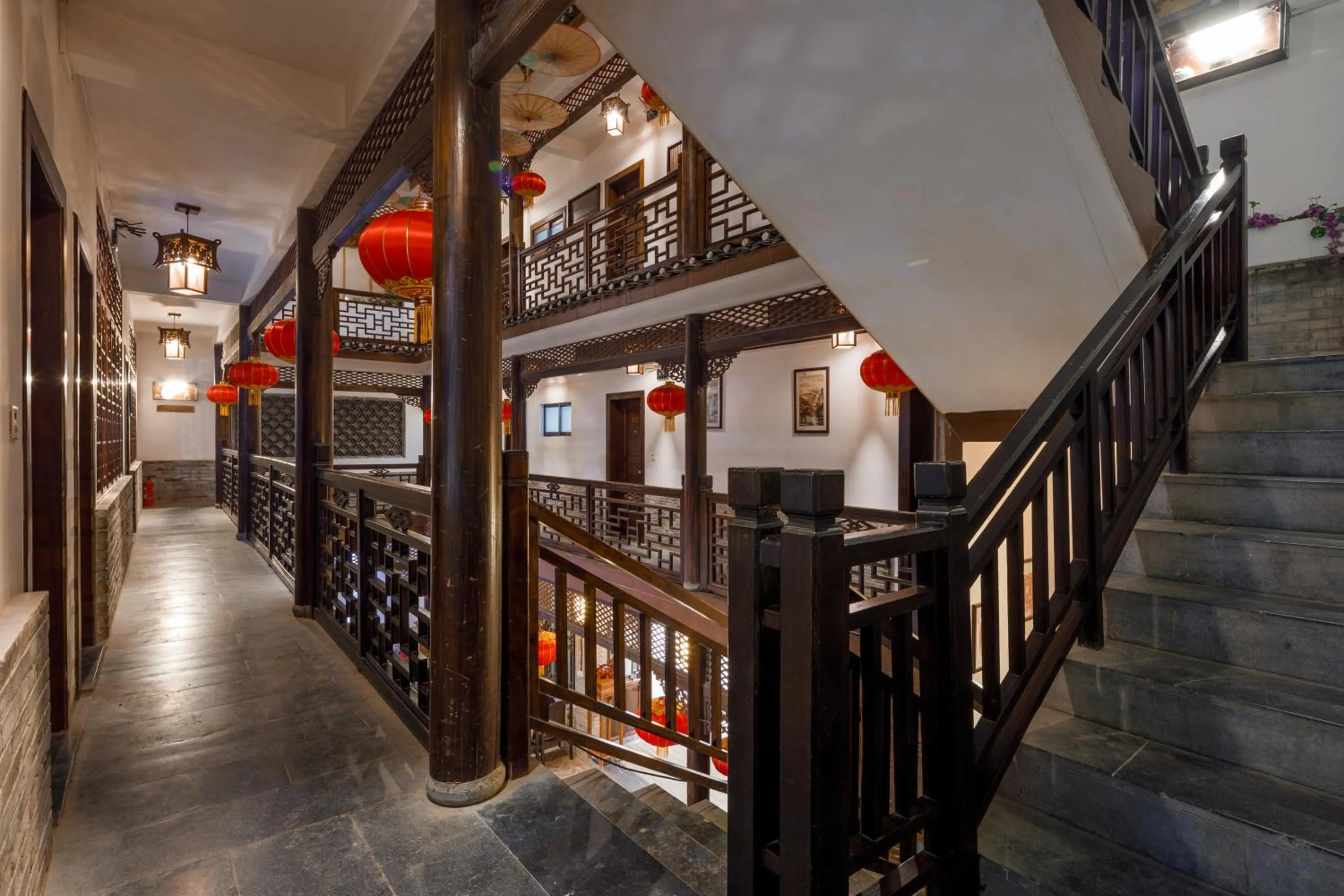 Area and facilities in Yangshuo Hidden Dragon Villa