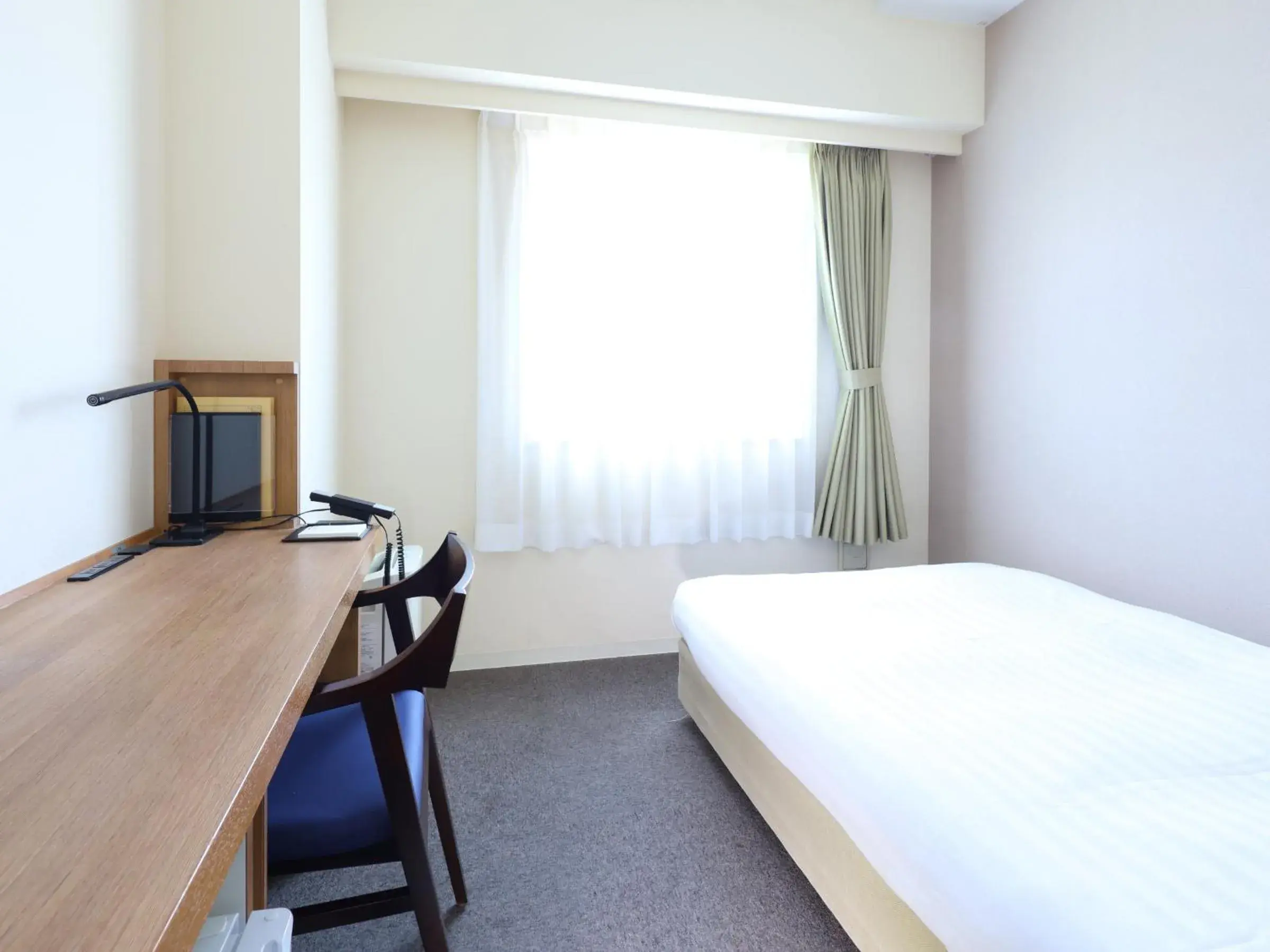 Photo of the whole room, Bed in Dormy Inn Express Mikawaanjo Photo of the whole room, Bed in Dormy Inn Express Mikawaanjo