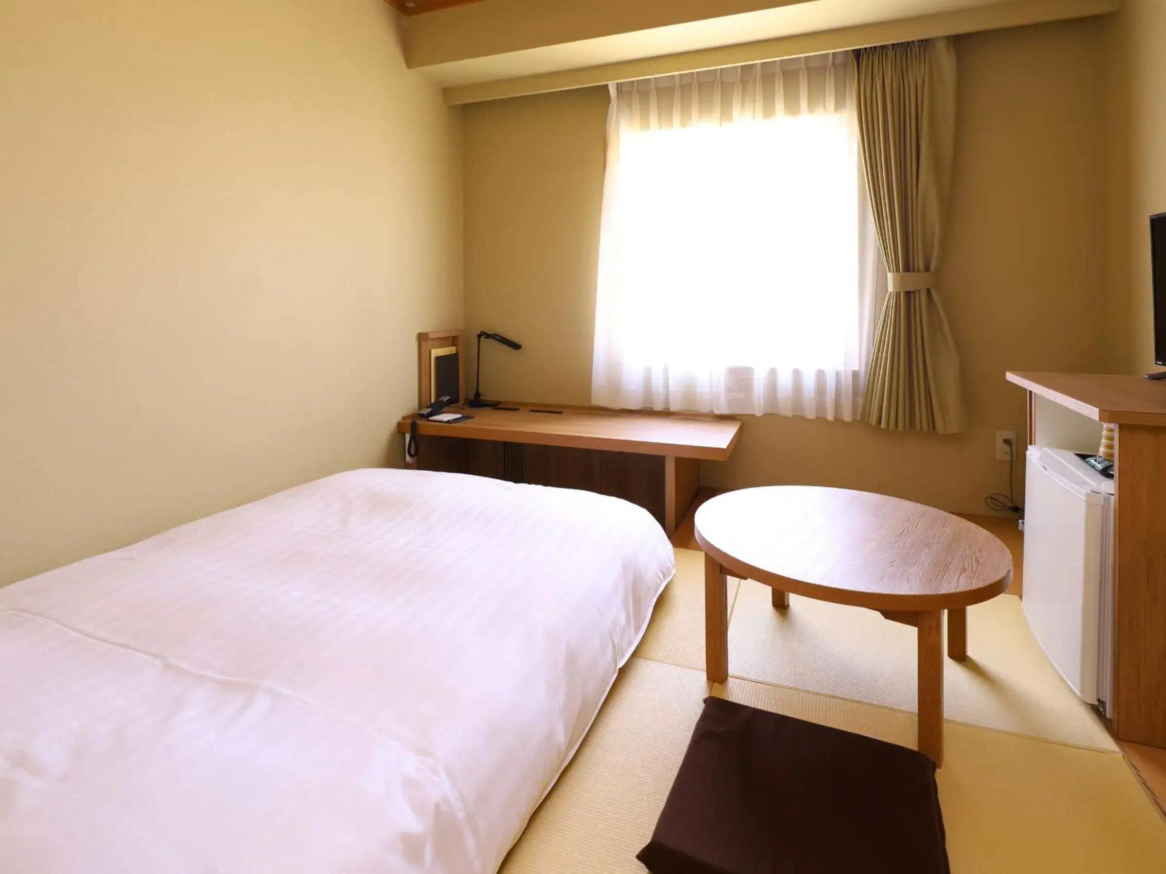 Photo of the whole room, Bed in Dormy Inn Express Mikawaanjo Photo of the whole room, Bed in Dormy Inn Express Mikawaanjo