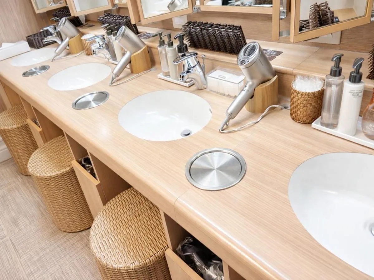 Hot Spring Bath in Dormy Inn Express Mikawaanjo