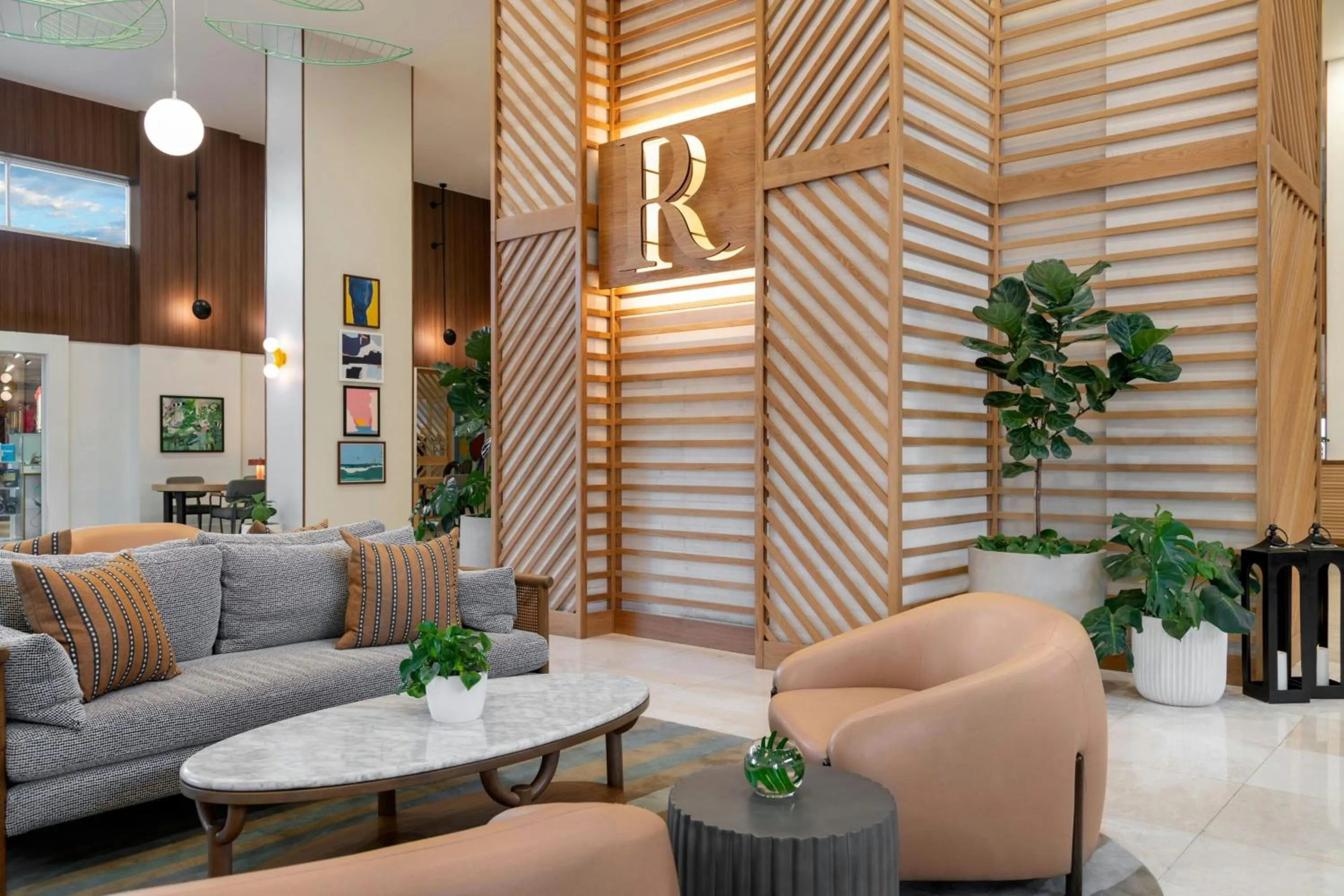 Lobby or reception in Renaissance Orlando Resort - Disney Springs Area