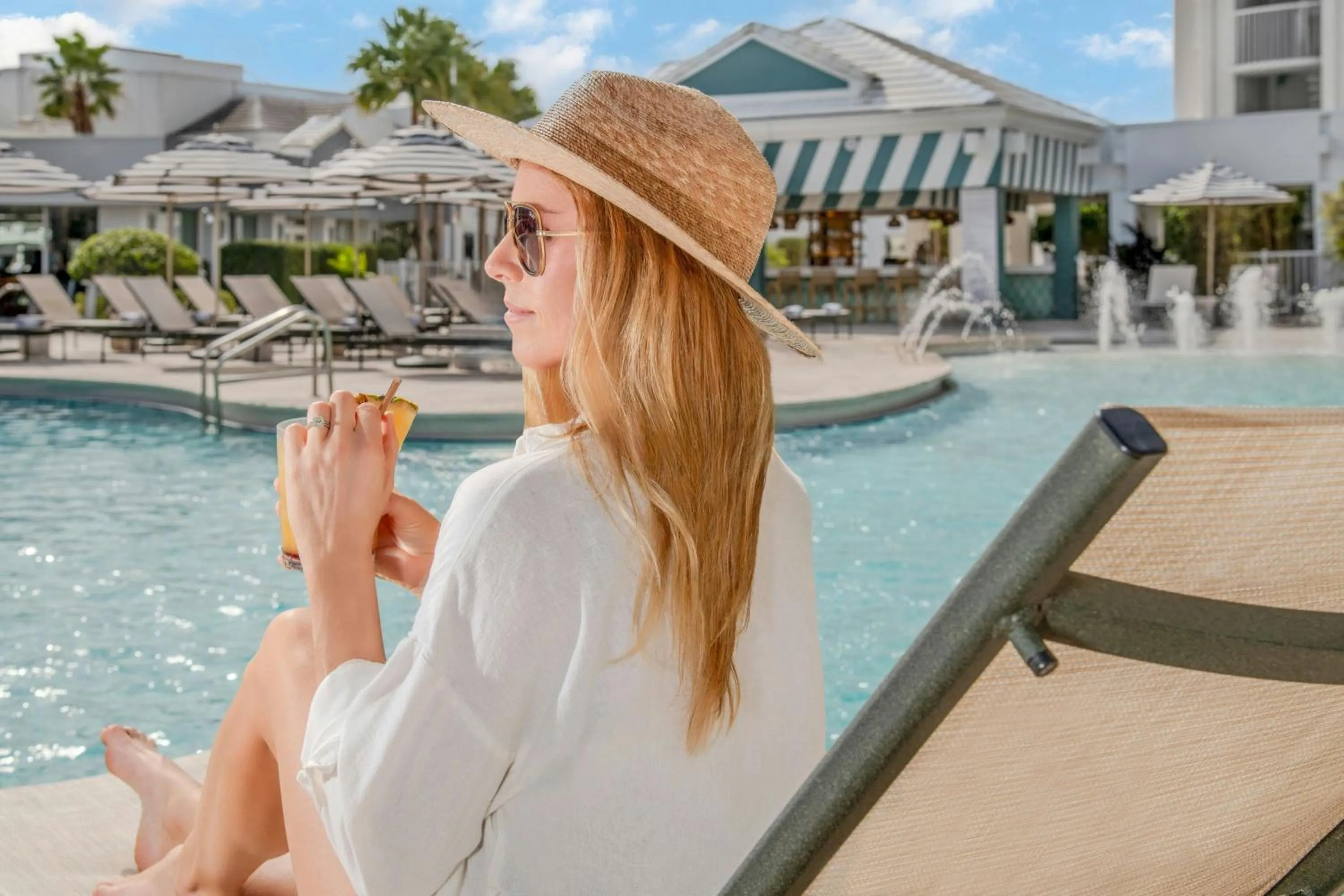 Swimming pool in Renaissance Orlando Resort - Disney Springs Area