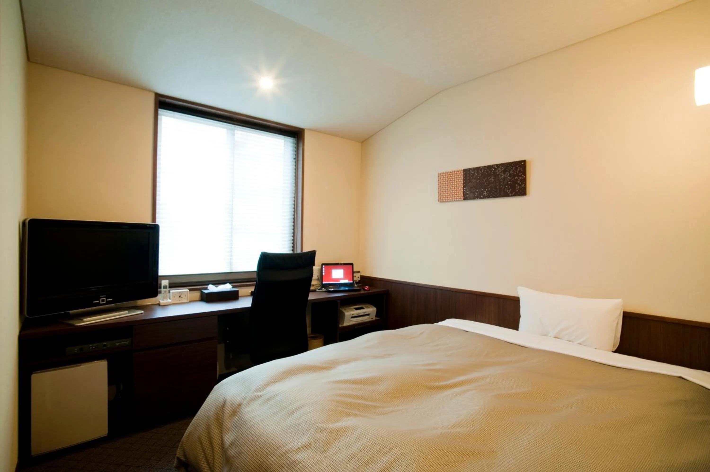 Photo of the whole room, Bed in Ochanomizu Hotel Shoryukan