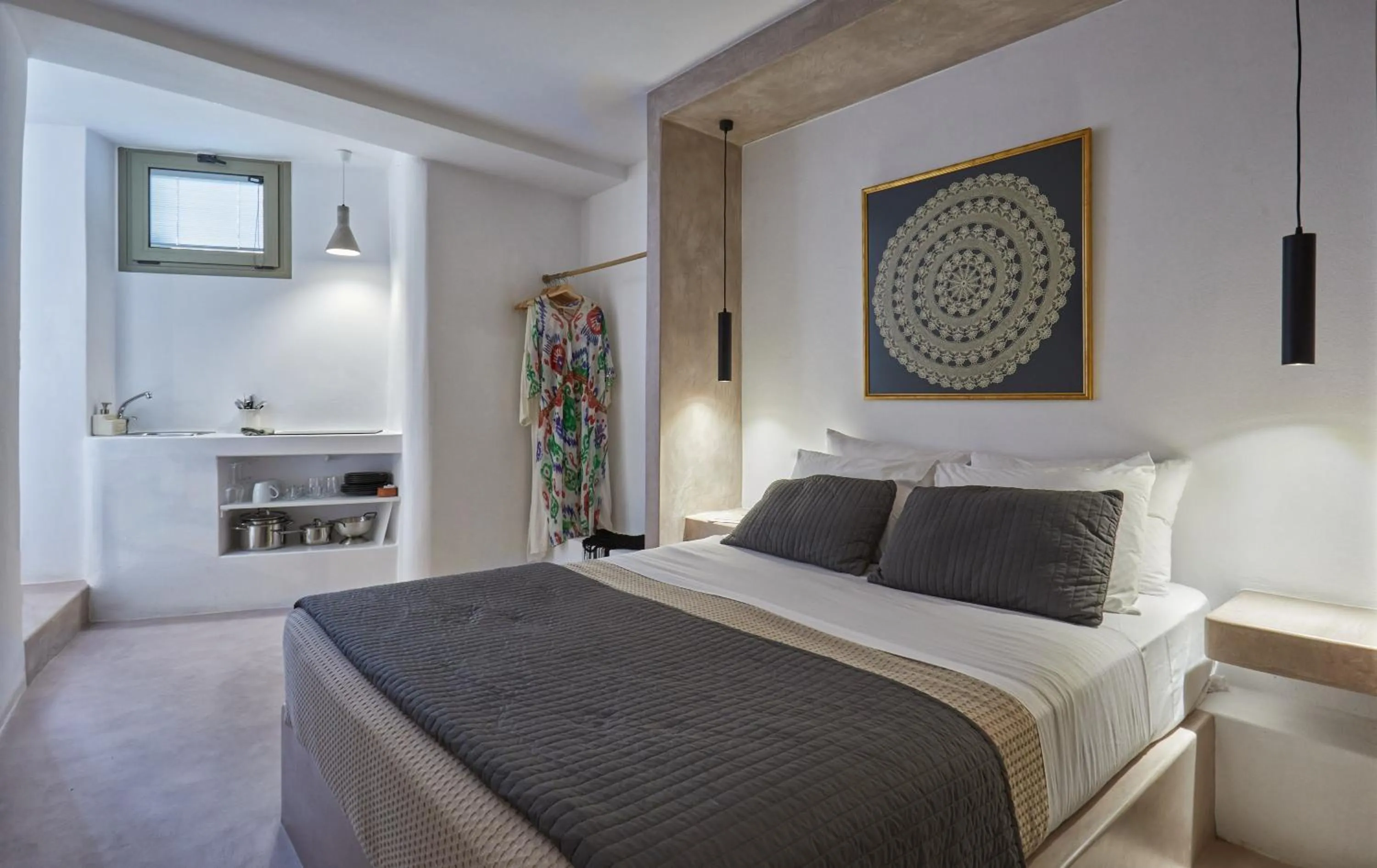 Photo of the whole room, Bed in Arvanitis Cave Village