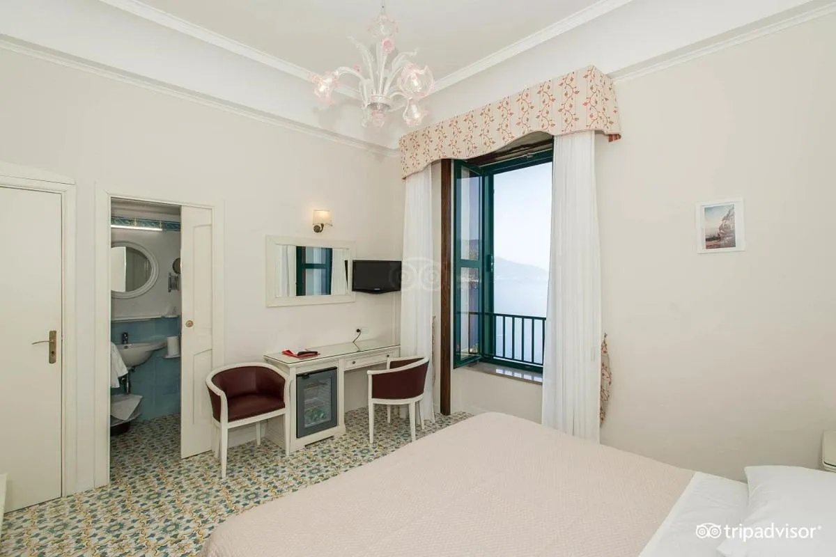 Bed in Hotel La Badia