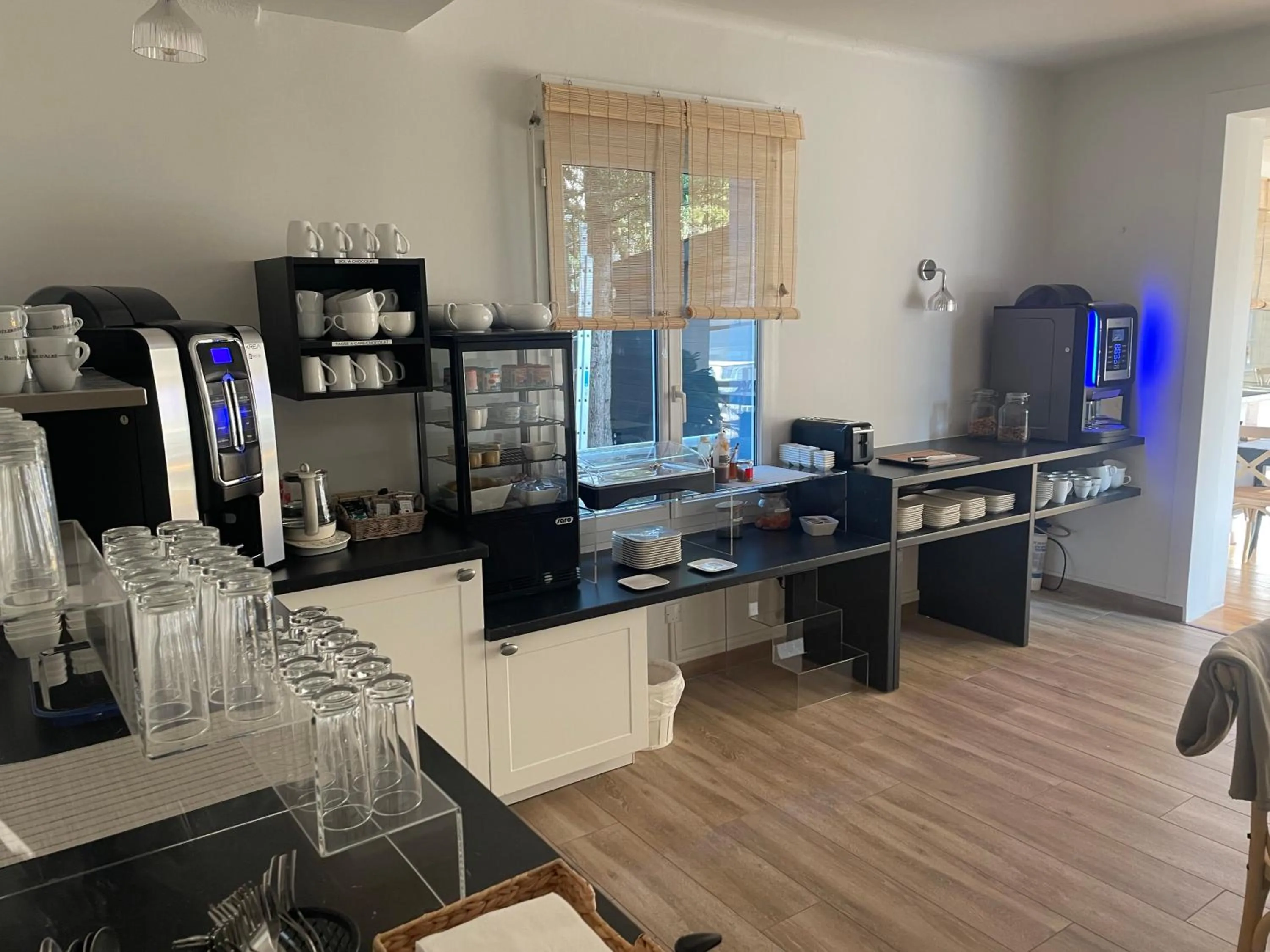 Breakfast in Hotel La Licorne